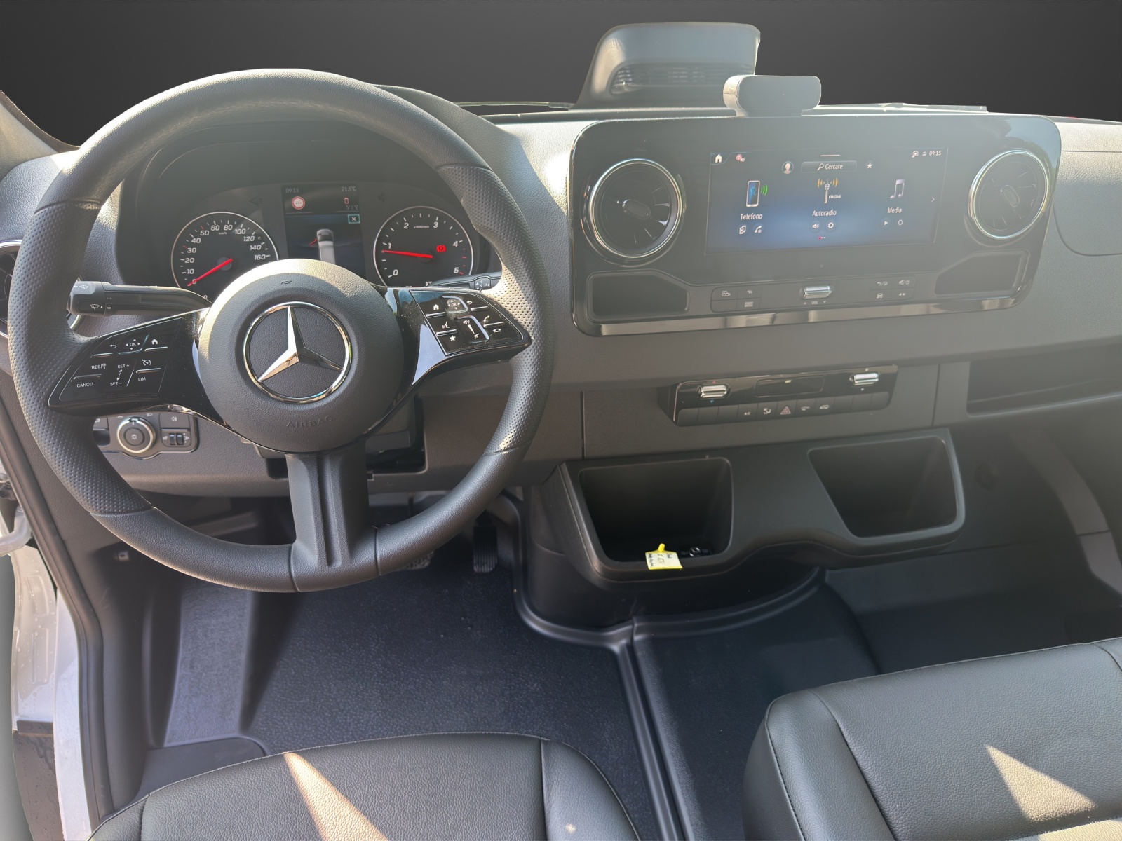 MERCEDES-BENZ Sprinter 317 CDI Standard 9G-TRONIC-image-8