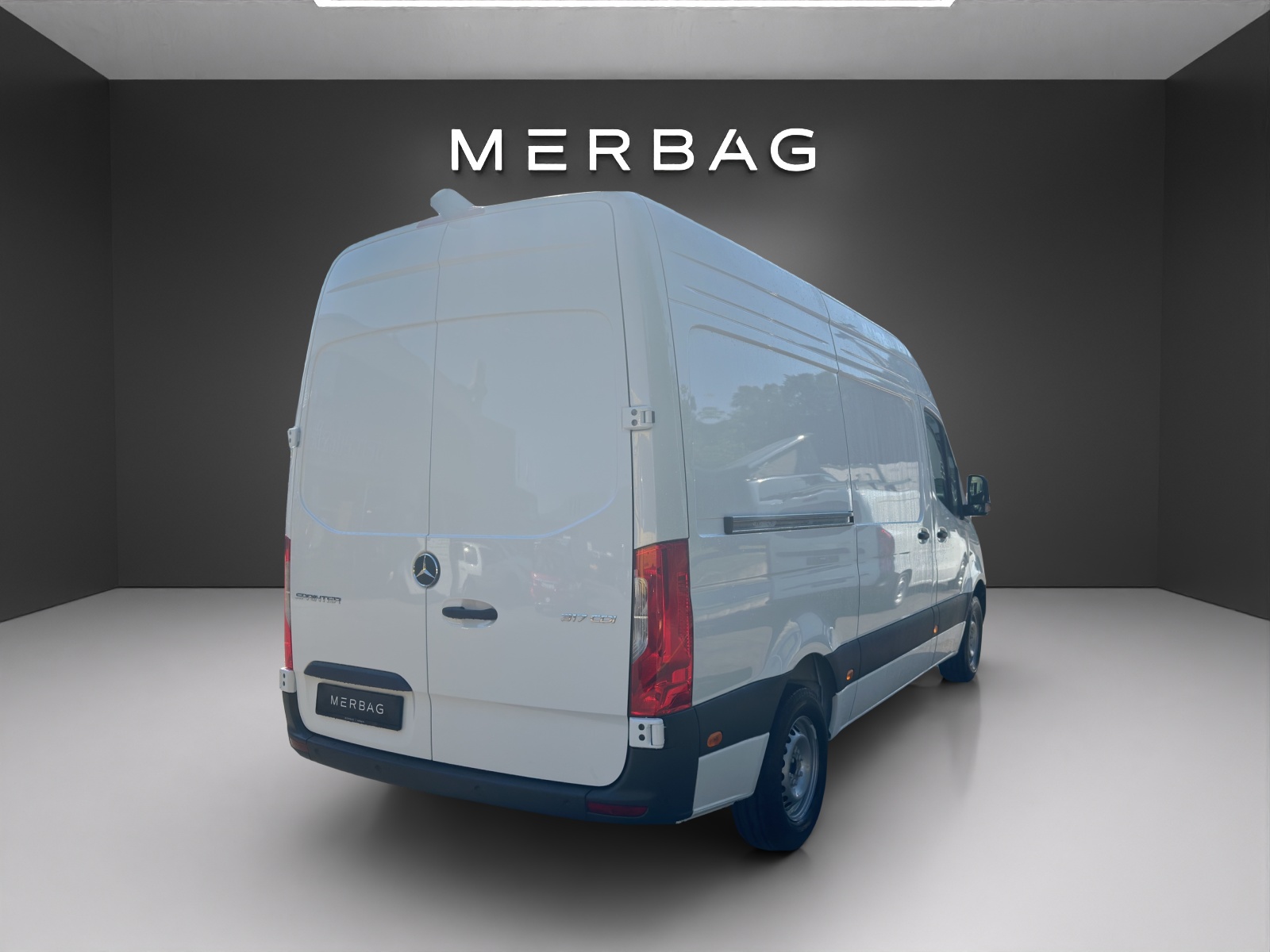 MERCEDES-BENZ Sprinter 317 CDI Standard 9G-TRONIC-image-1