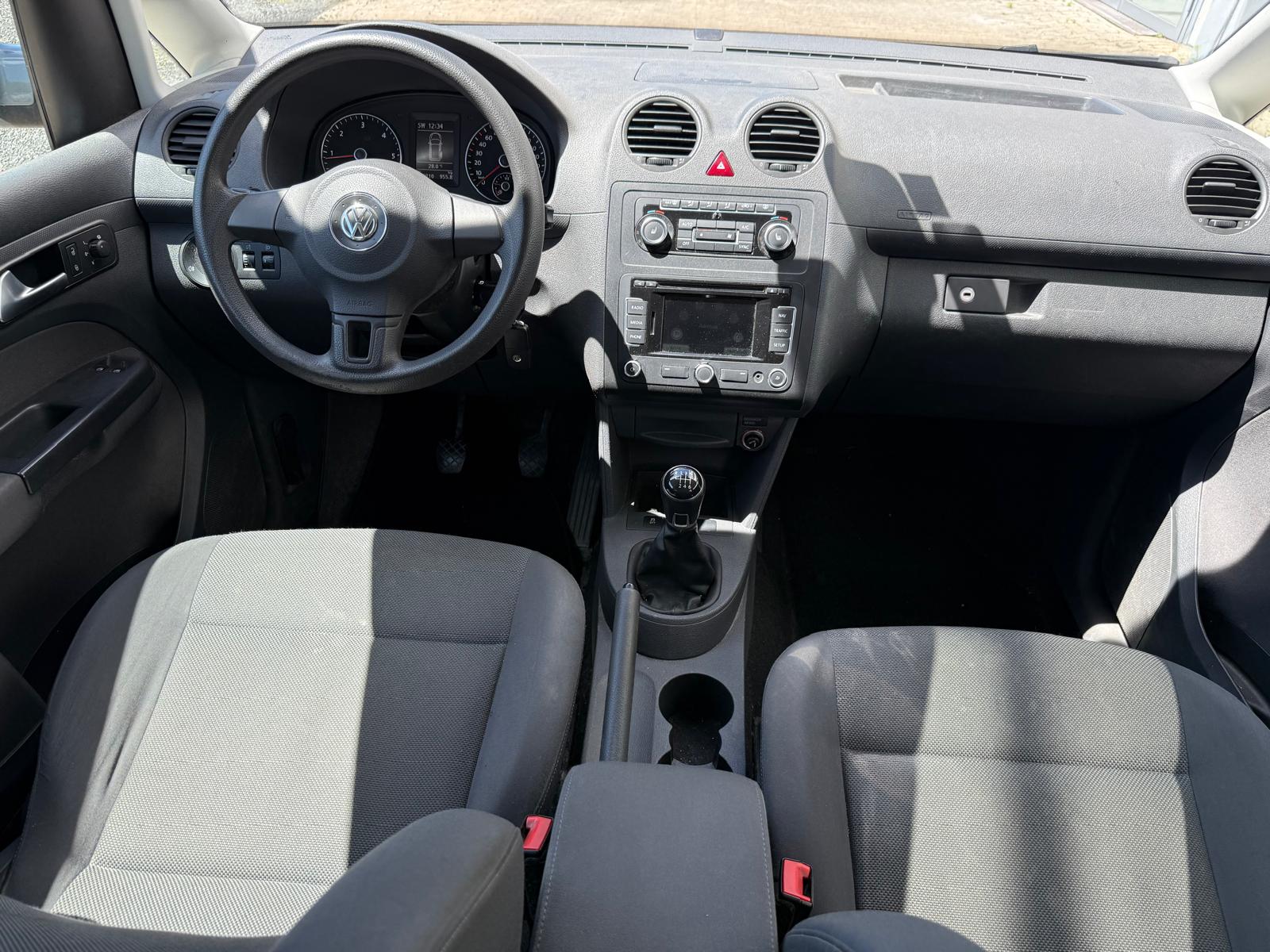 VW Caddy 2.0 TDI 4Motion Trendline-image-10