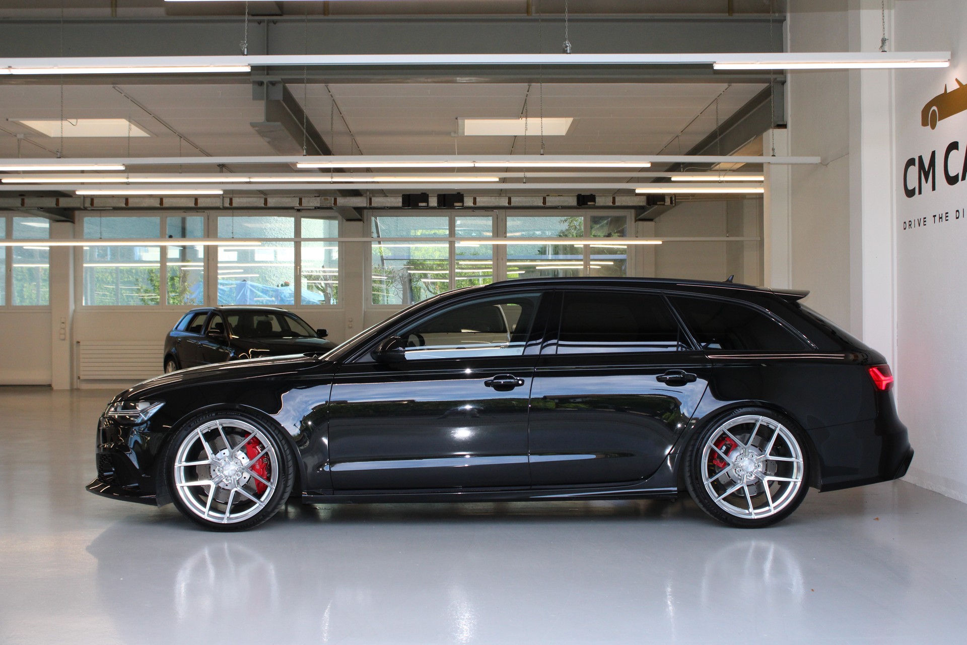 AUDI RS6 Avant 4.0 TFSI V8 performance quattro-image-5
