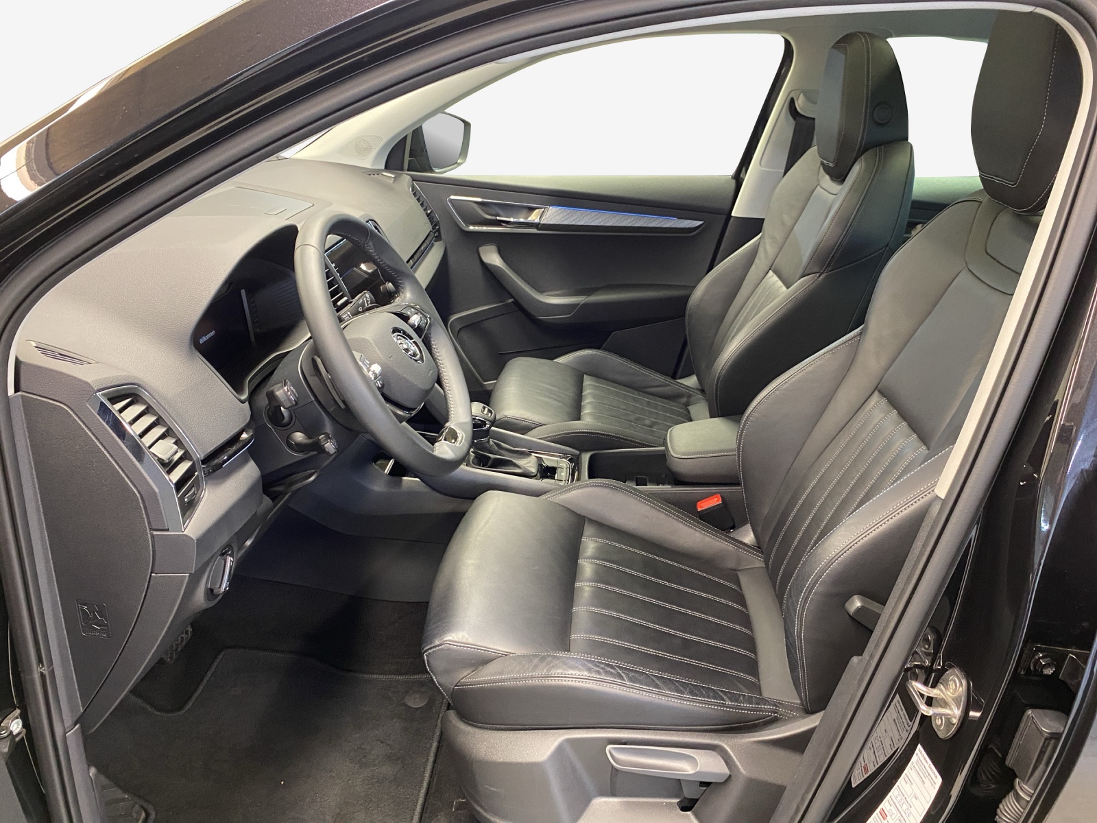 SKODA Karoq 1.5 TSI Style DSG-image-7