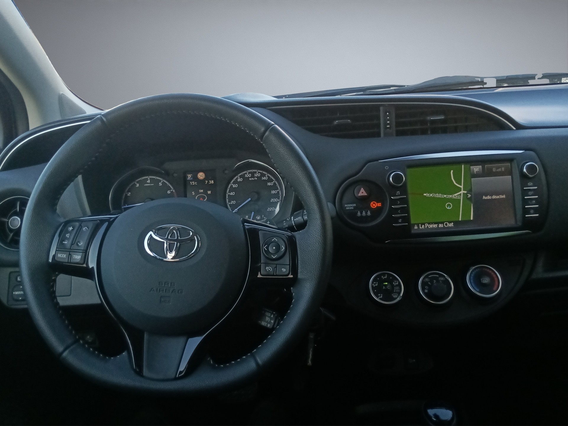 TOYOTA Yaris 1.5 VVT-iE Trend MdS-image-11