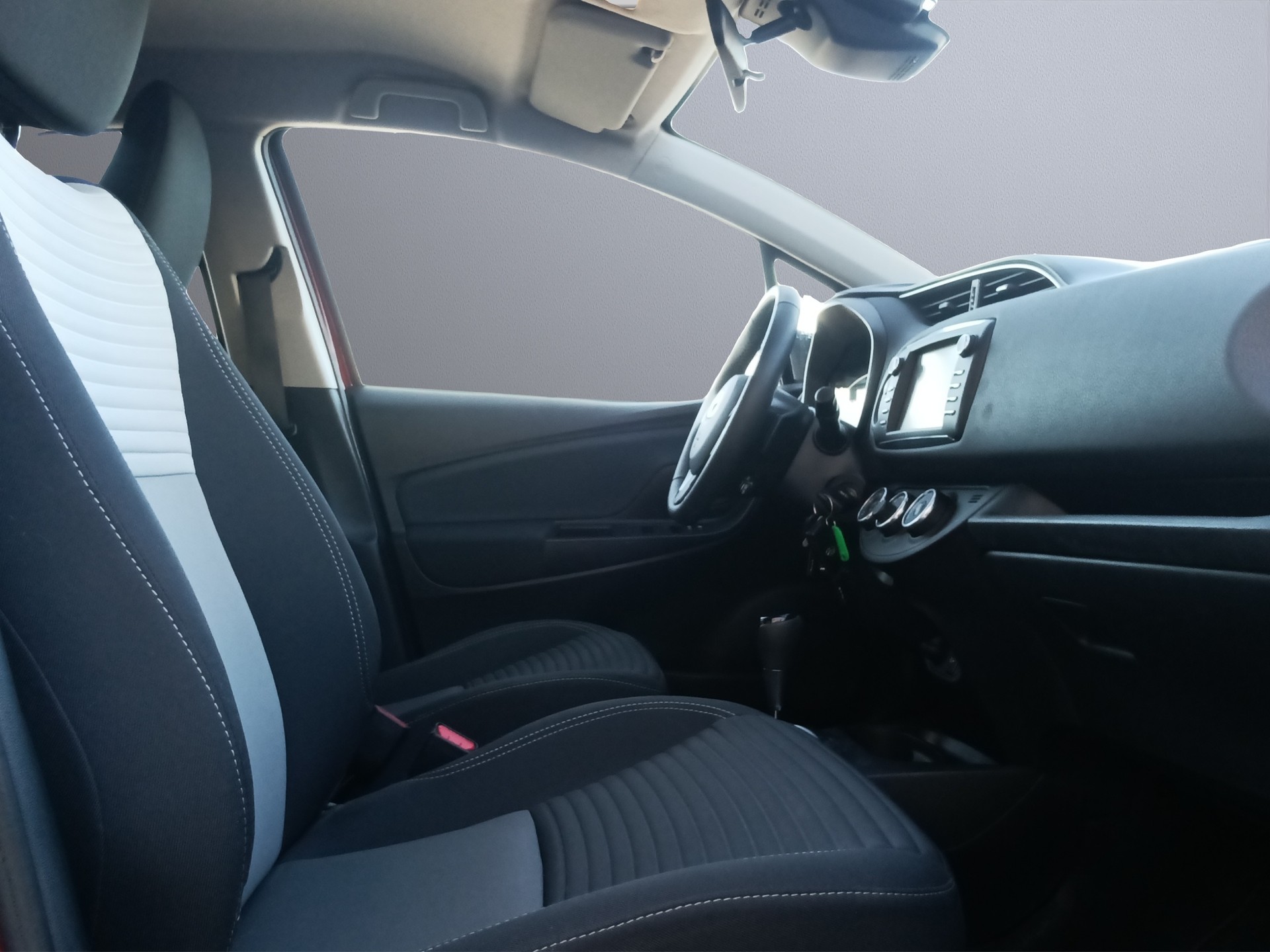 TOYOTA Yaris 1.5 VVT-iE Trend MdS-image-14