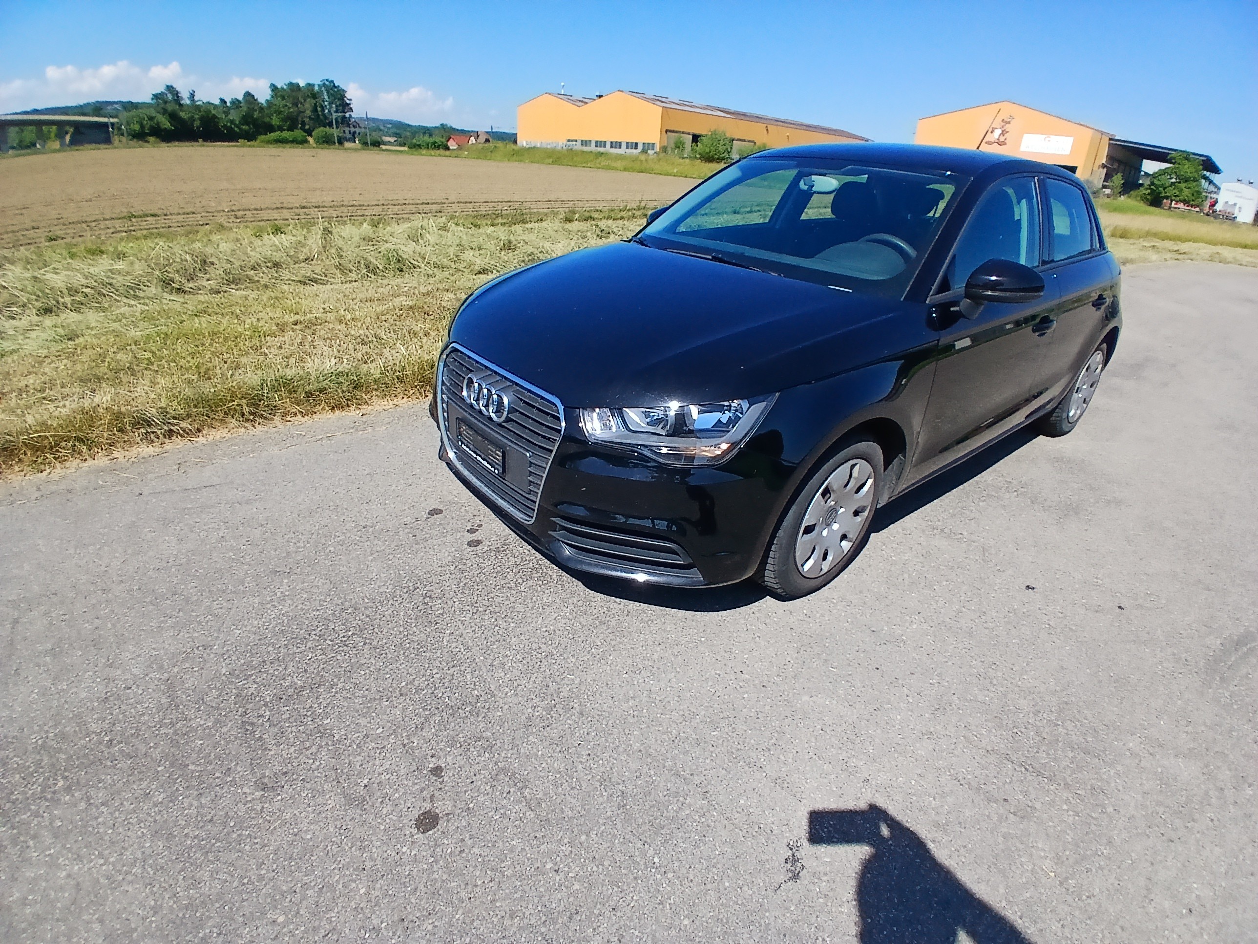 Car photo