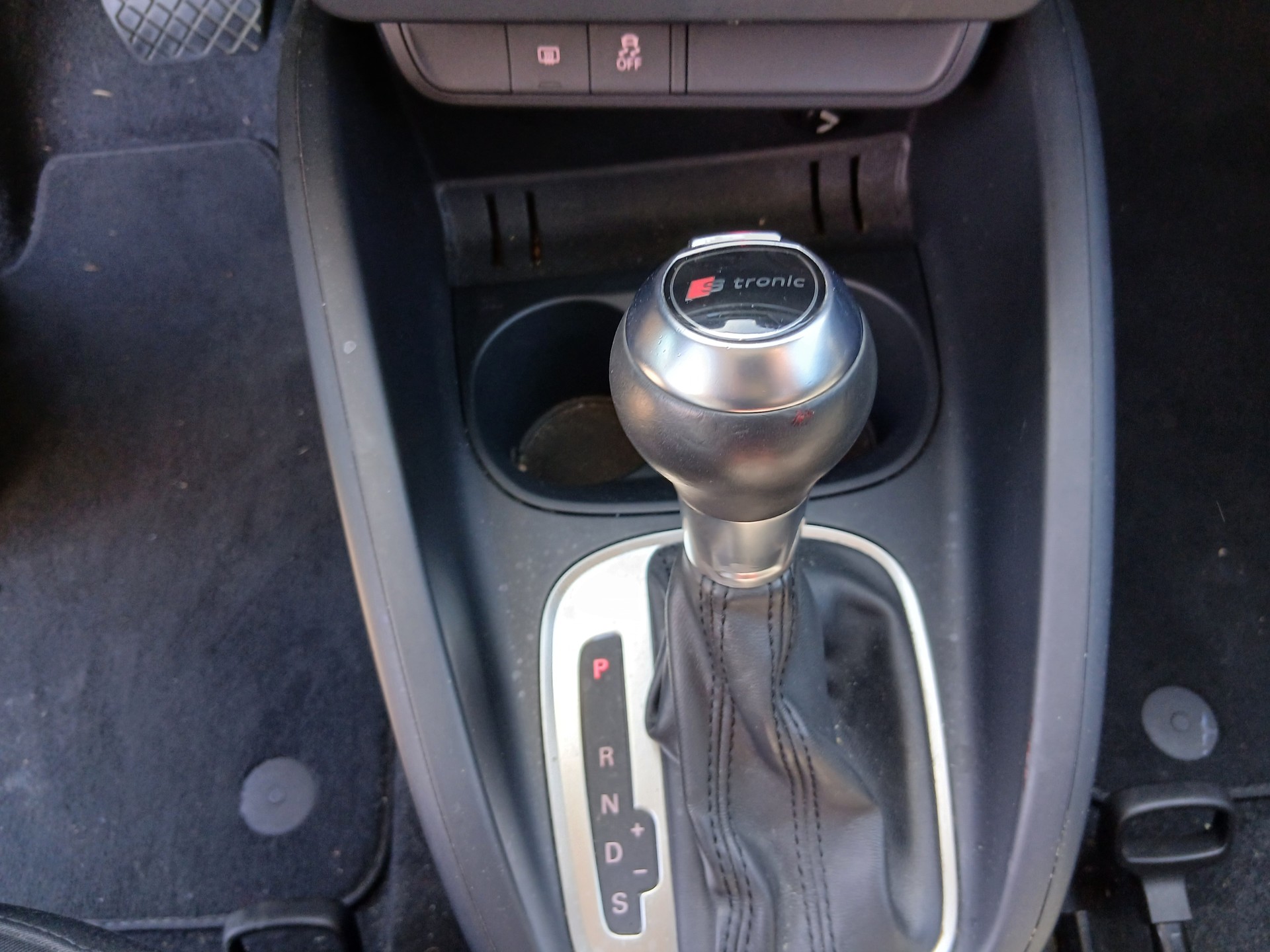 AUDI A1 Sportback 1.6 TDI Attraction DSG-image-11