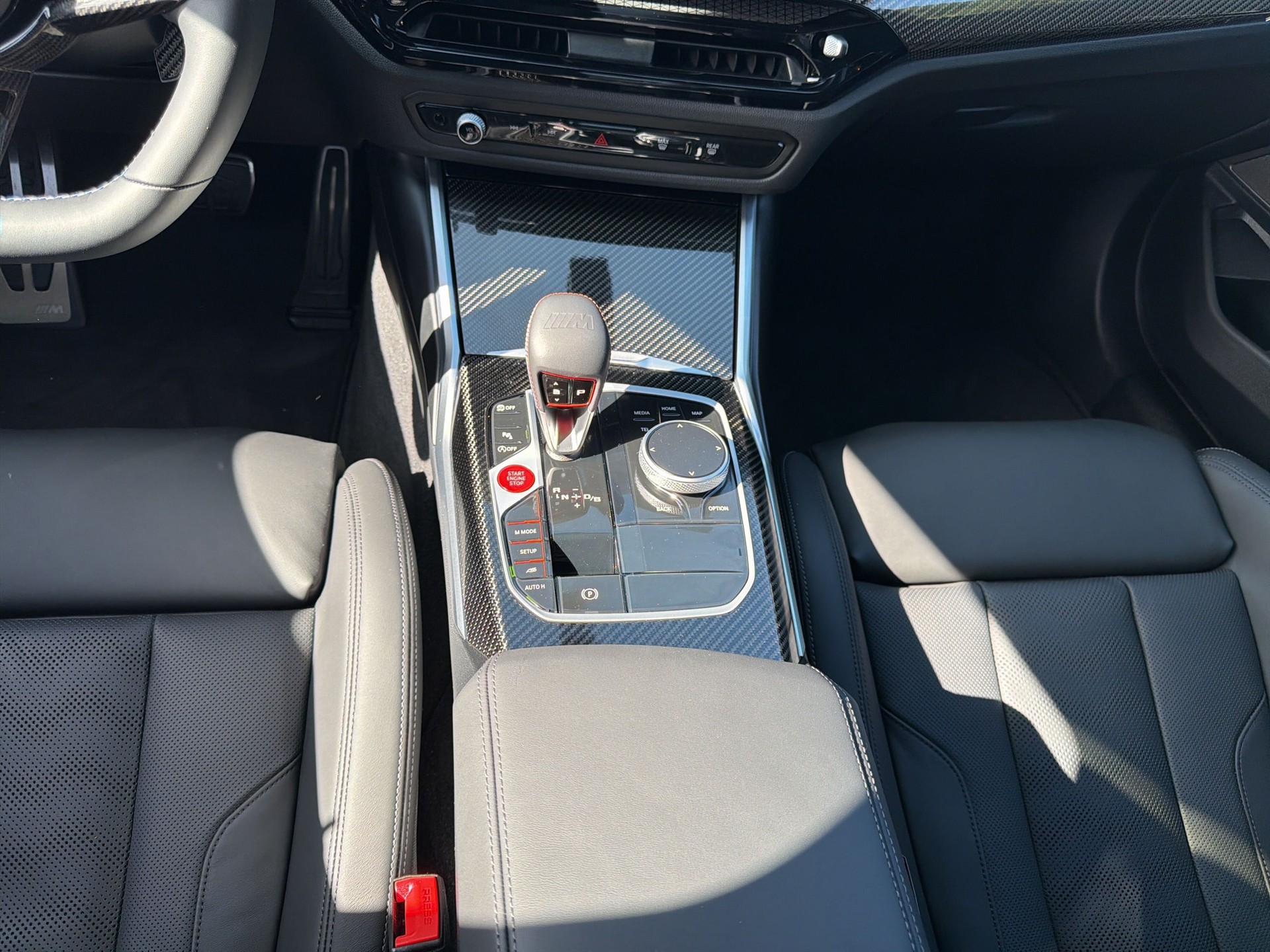BMW M3 Competition M xDrive-image-9