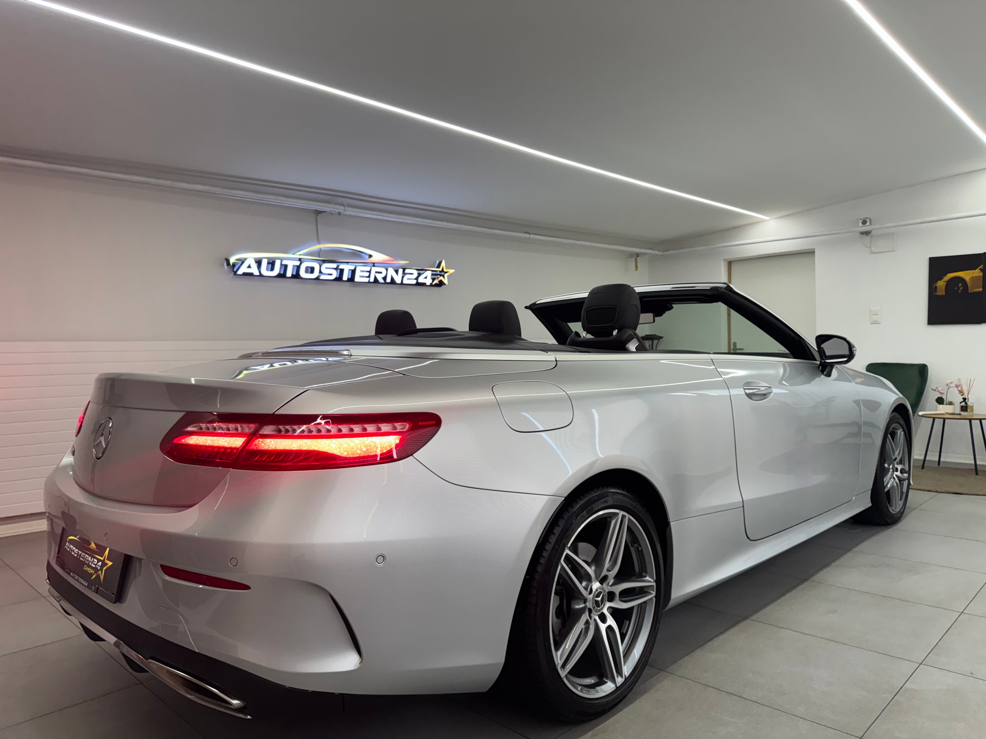 MERCEDES-BENZ E 200 Cabriolet AMG Line 9G-Tronic*CH-Fahrzeug*-image-4