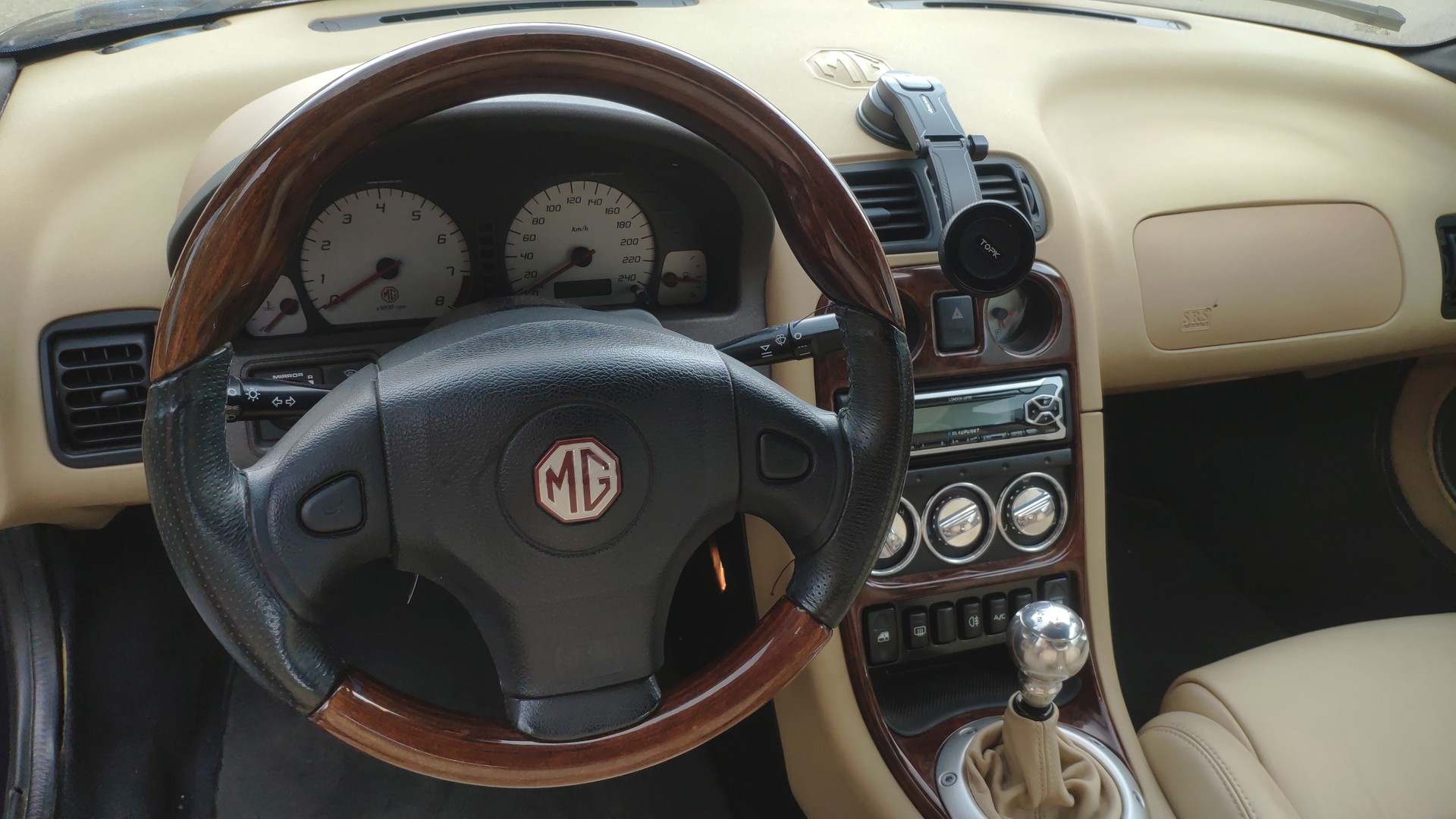 MG Tf160-image-11