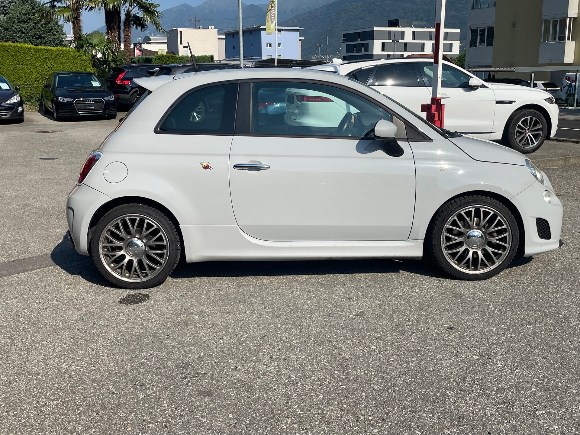 FIAT 500 1.4 16V Turbo Abarth-image-7