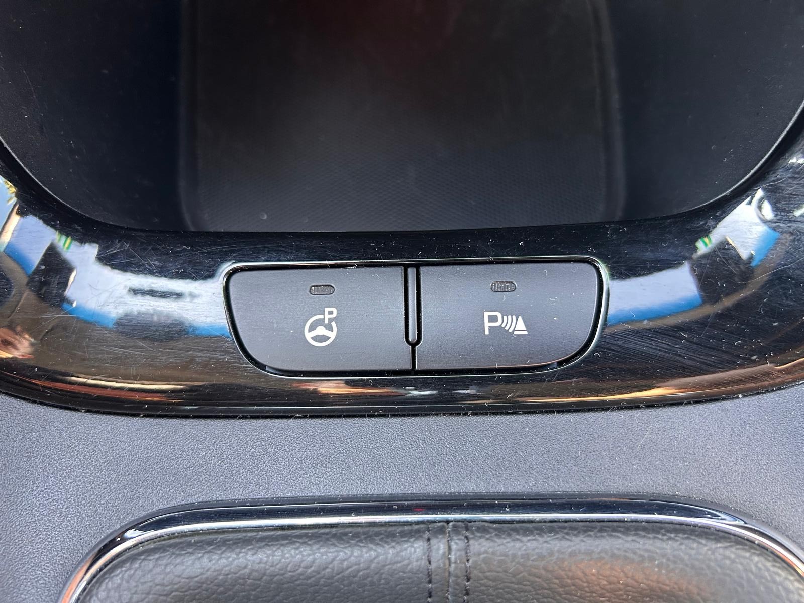 KIA Cee'd 1.6 GDi Trend-image-24