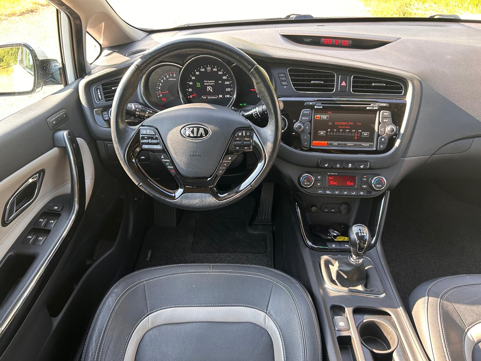 KIA Cee'd 1.6 GDi Trend-image-15