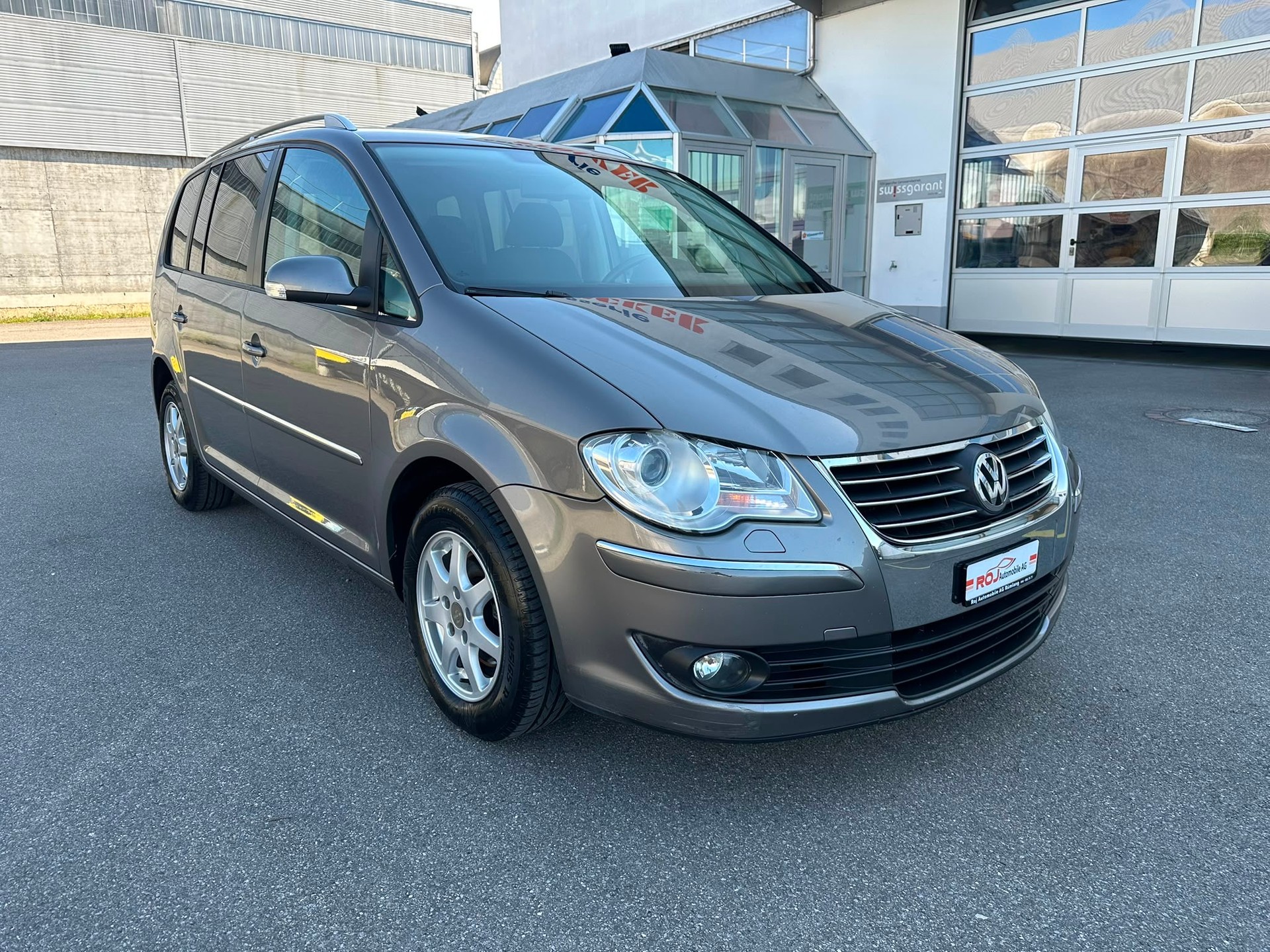 VW Touran 1.4 TSI Highline-image-3