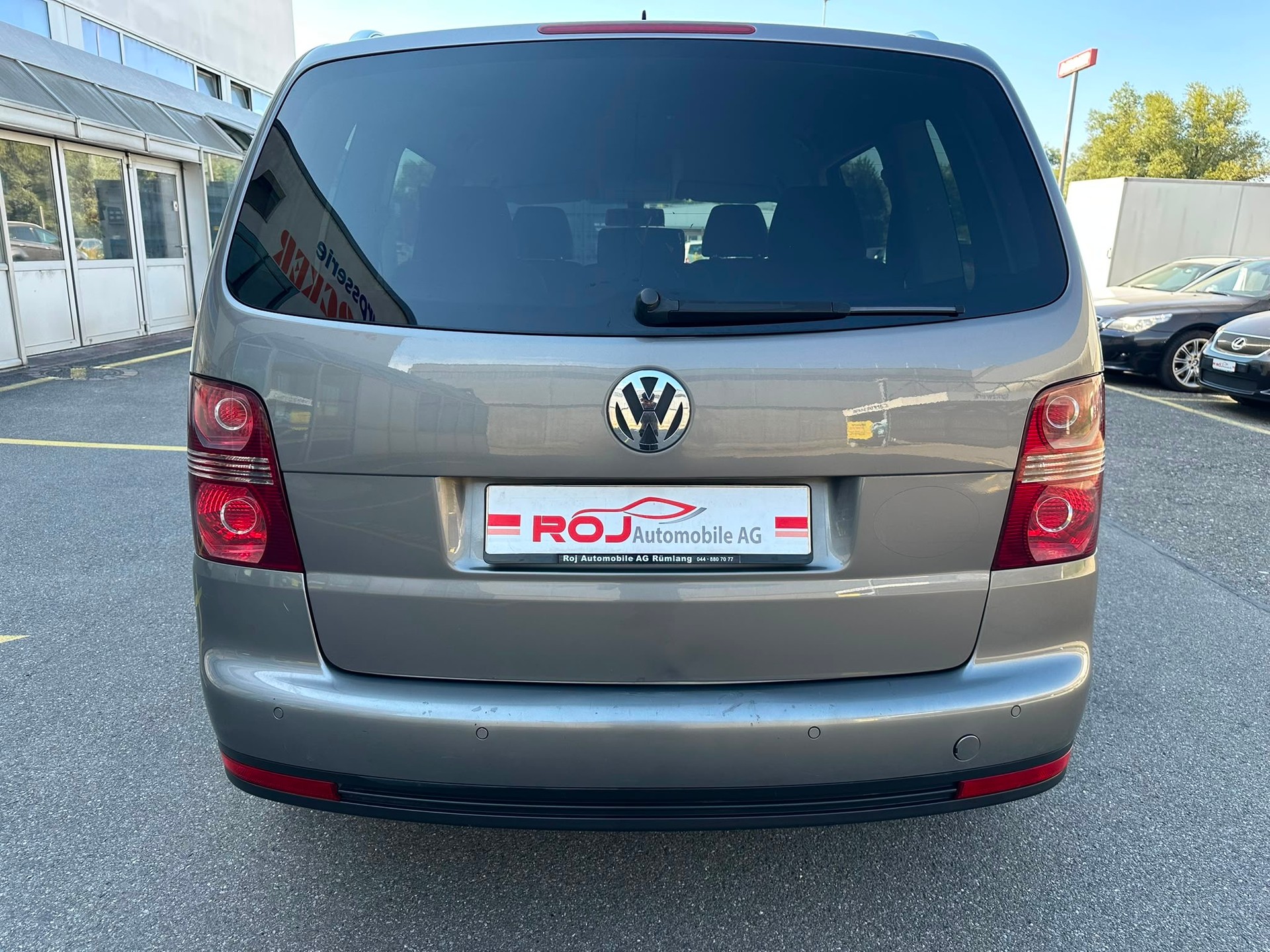 VW Touran 1.4 TSI Highline-image-6