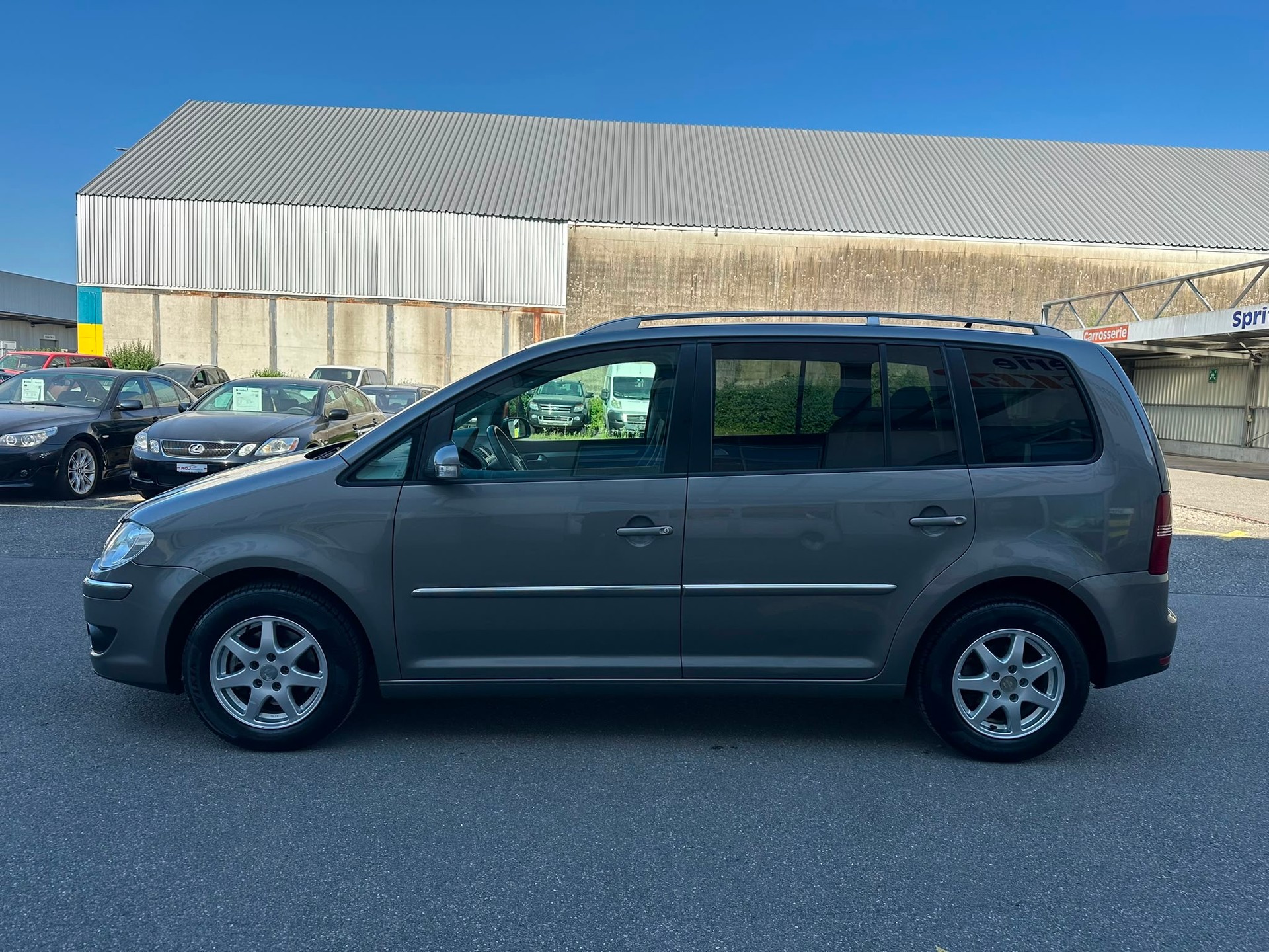 VW Touran 1.4 TSI Highline-image-0