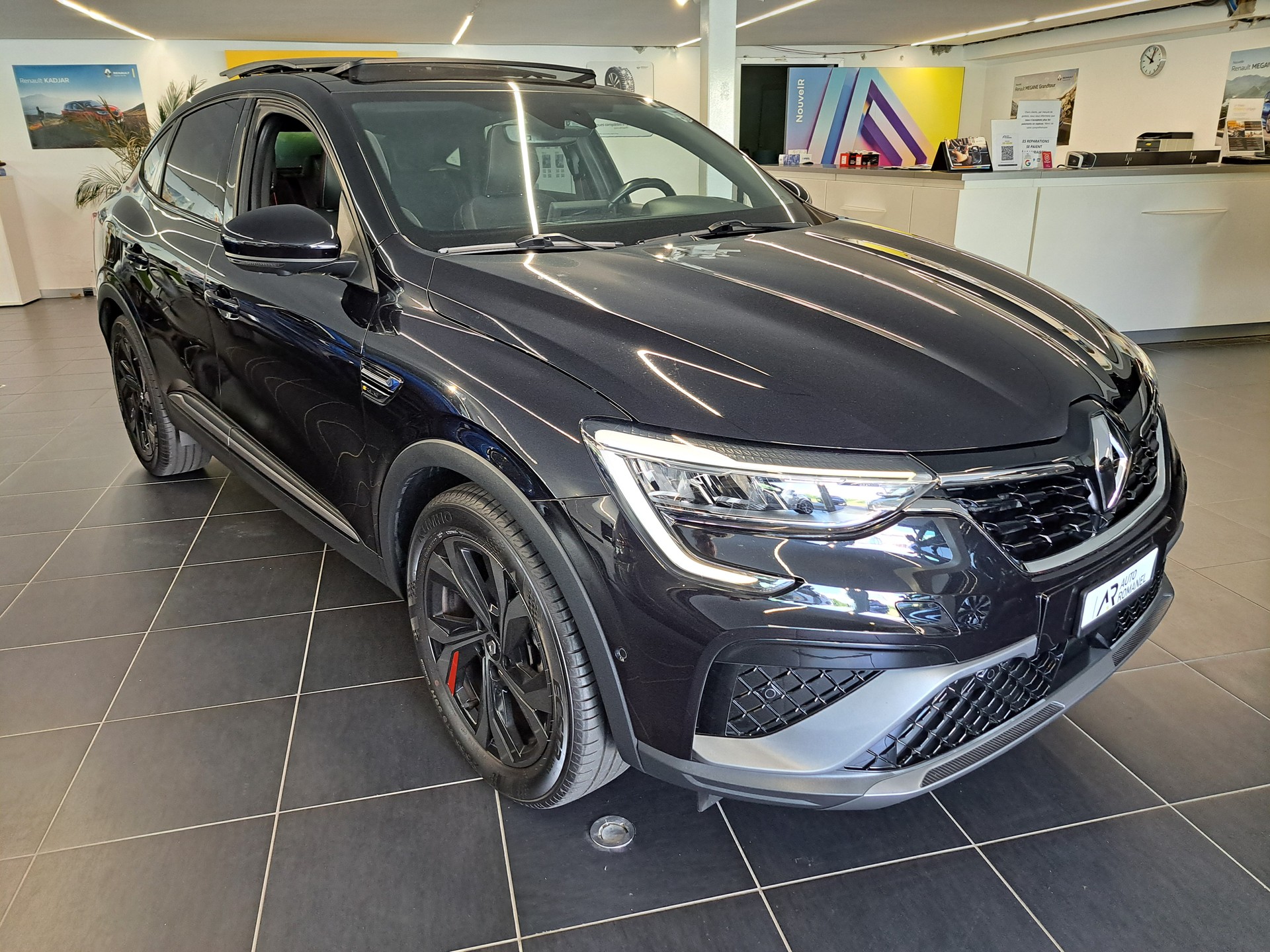 RENAULT Arkana 1.6 E-Tech R.S.Line-image-3