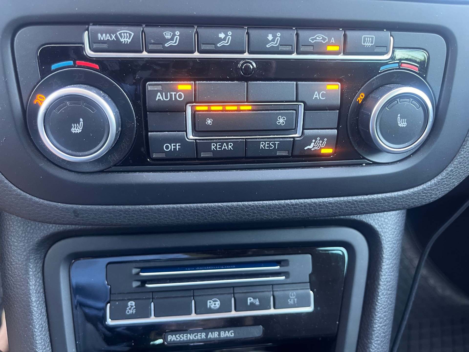 VW 2.0 TSI Comfortline DSG-image-5