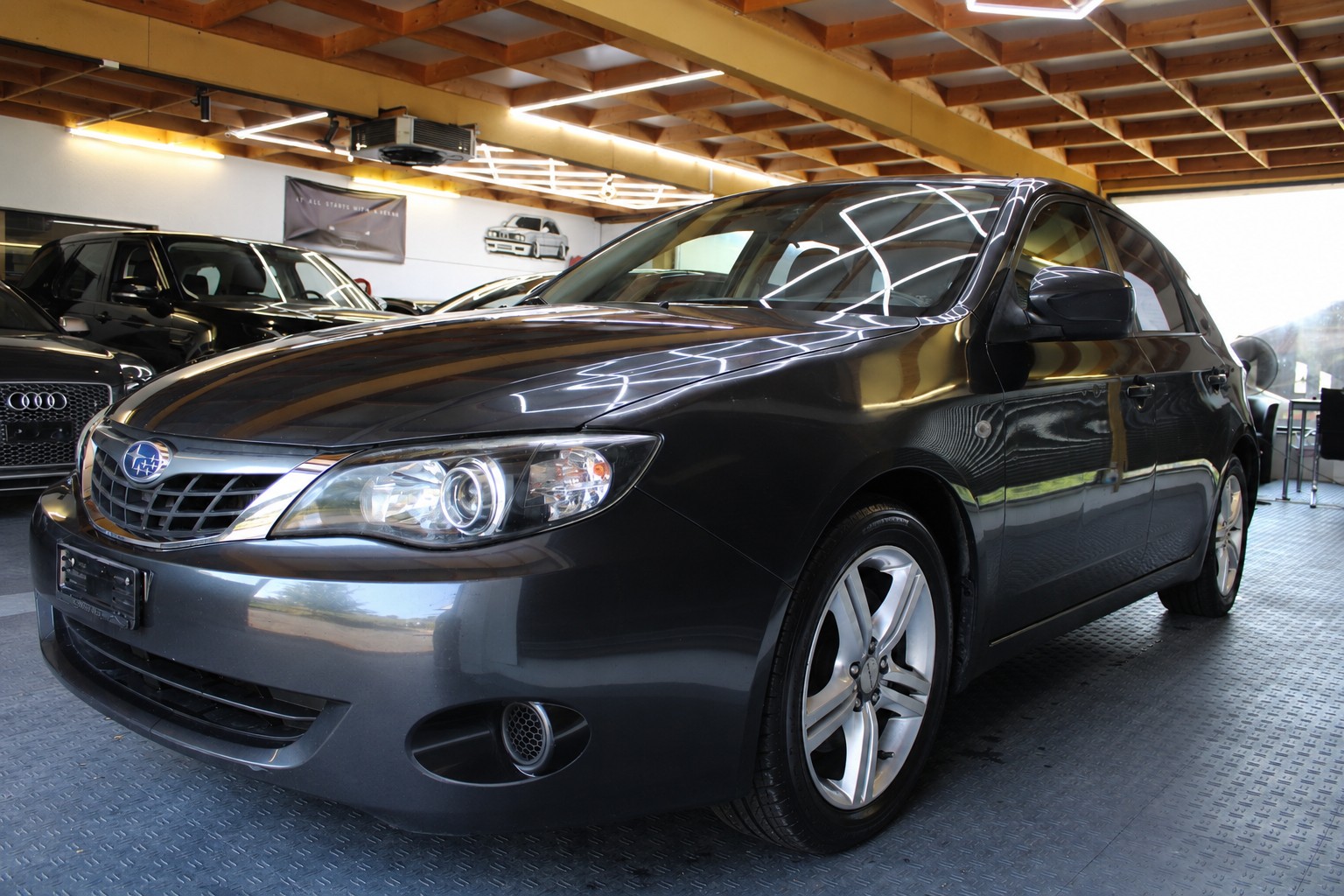 SUBARU Impreza 2.0R Comfort Automatic-image-0