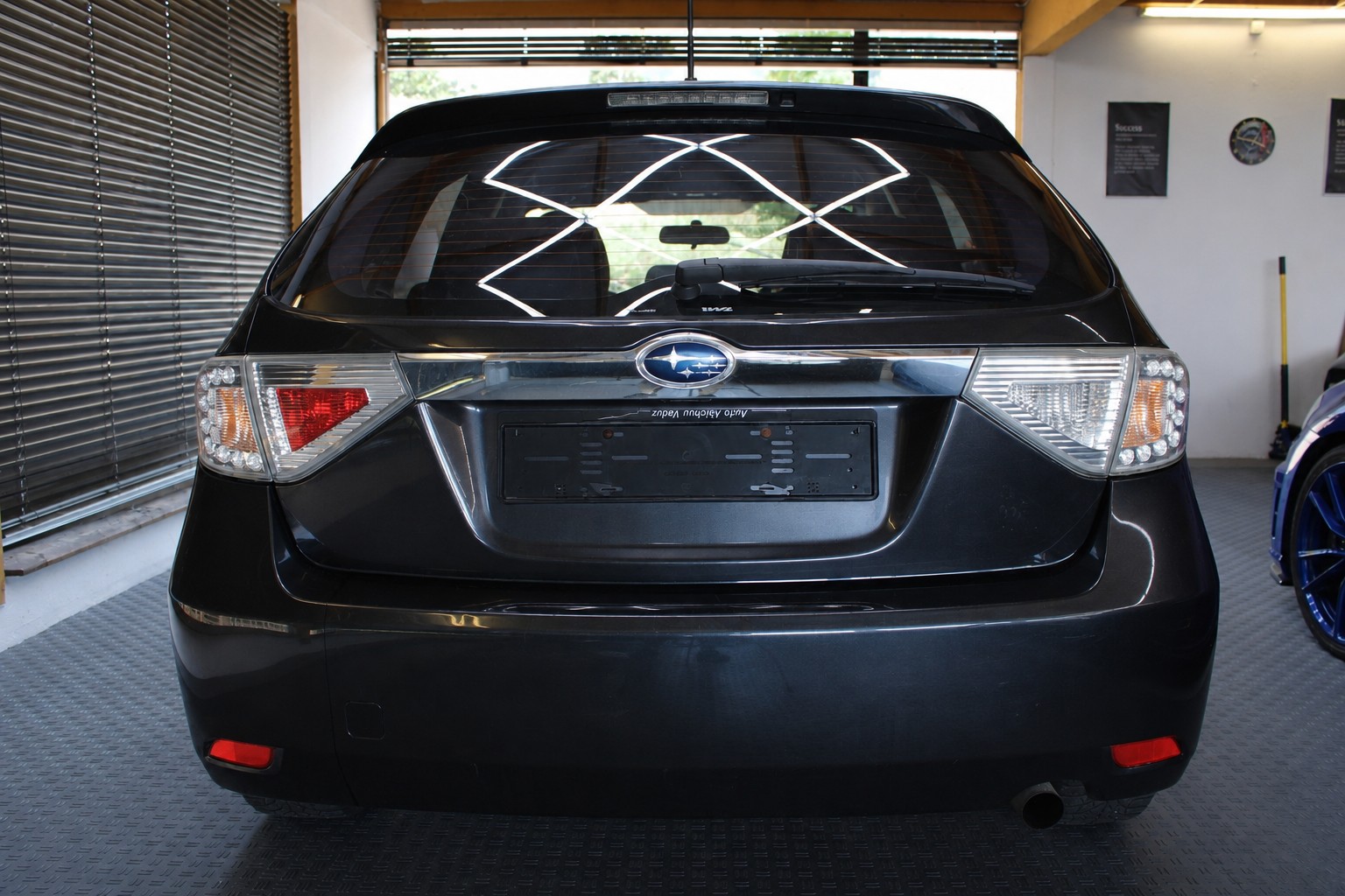 SUBARU Impreza 2.0R Comfort Automatic-image-3