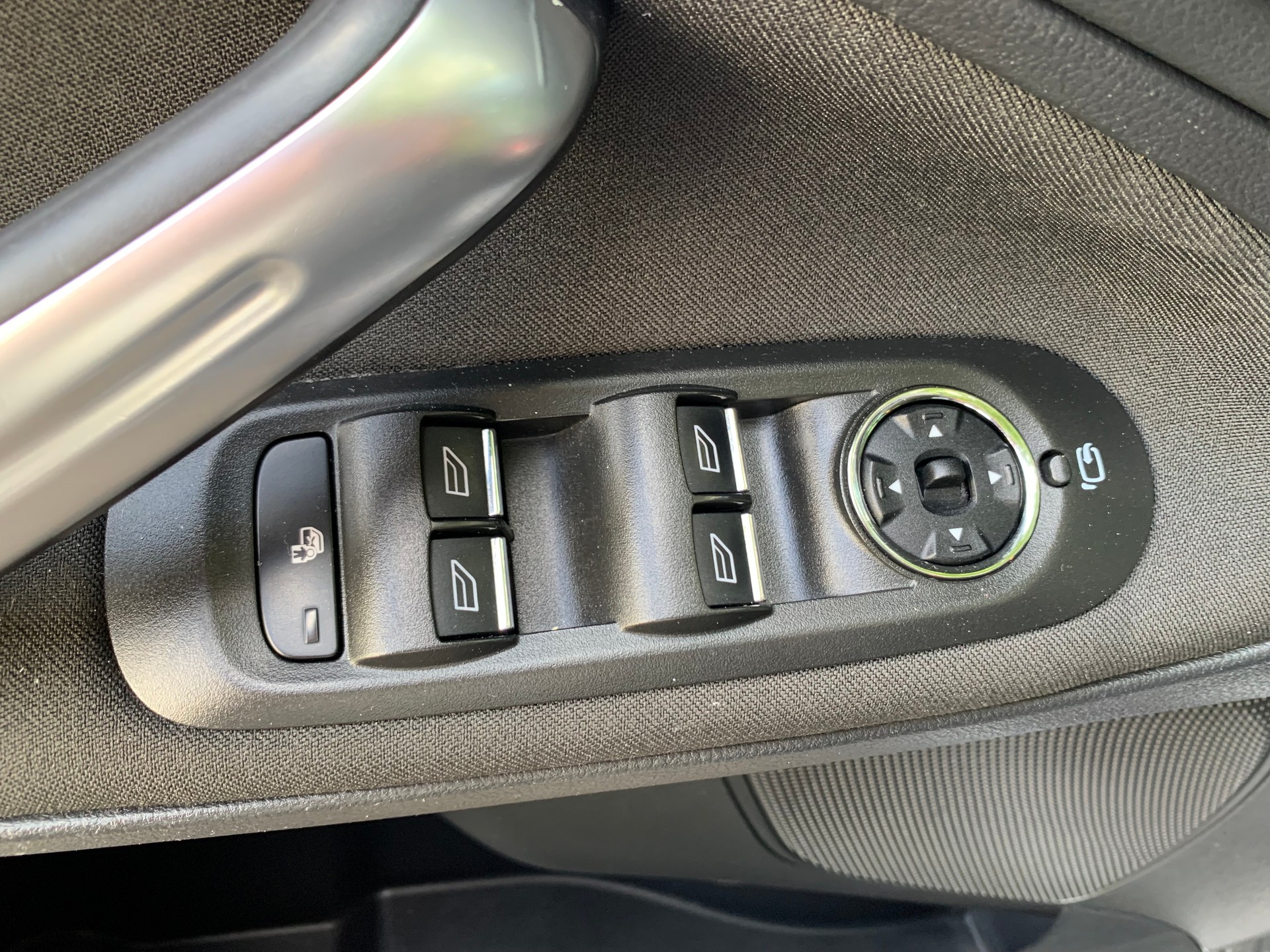 FORD S-Max 2.0 TDCi Titanium PowerShift-image-14