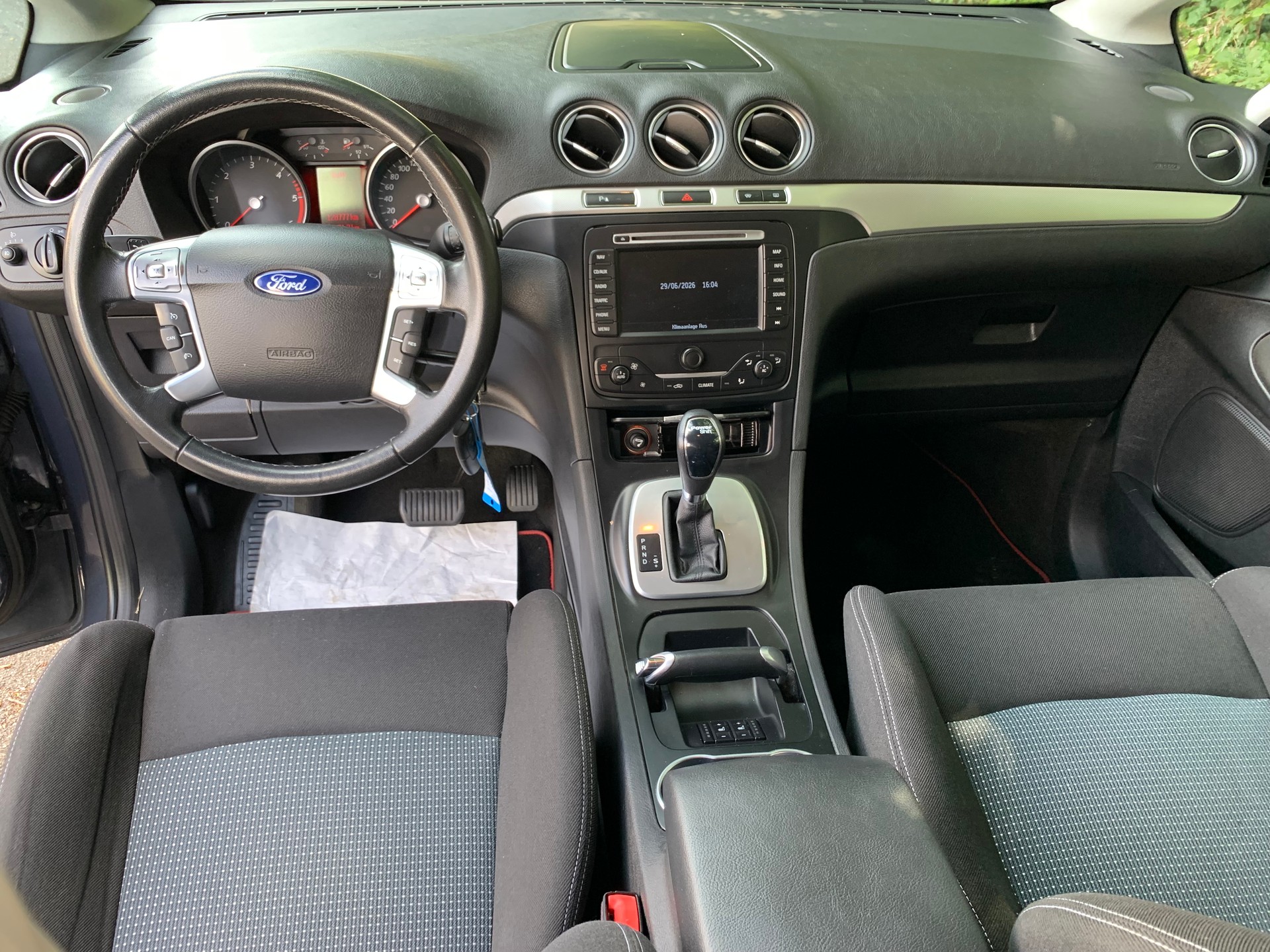 FORD S-Max 2.0 TDCi Titanium PowerShift-image-13