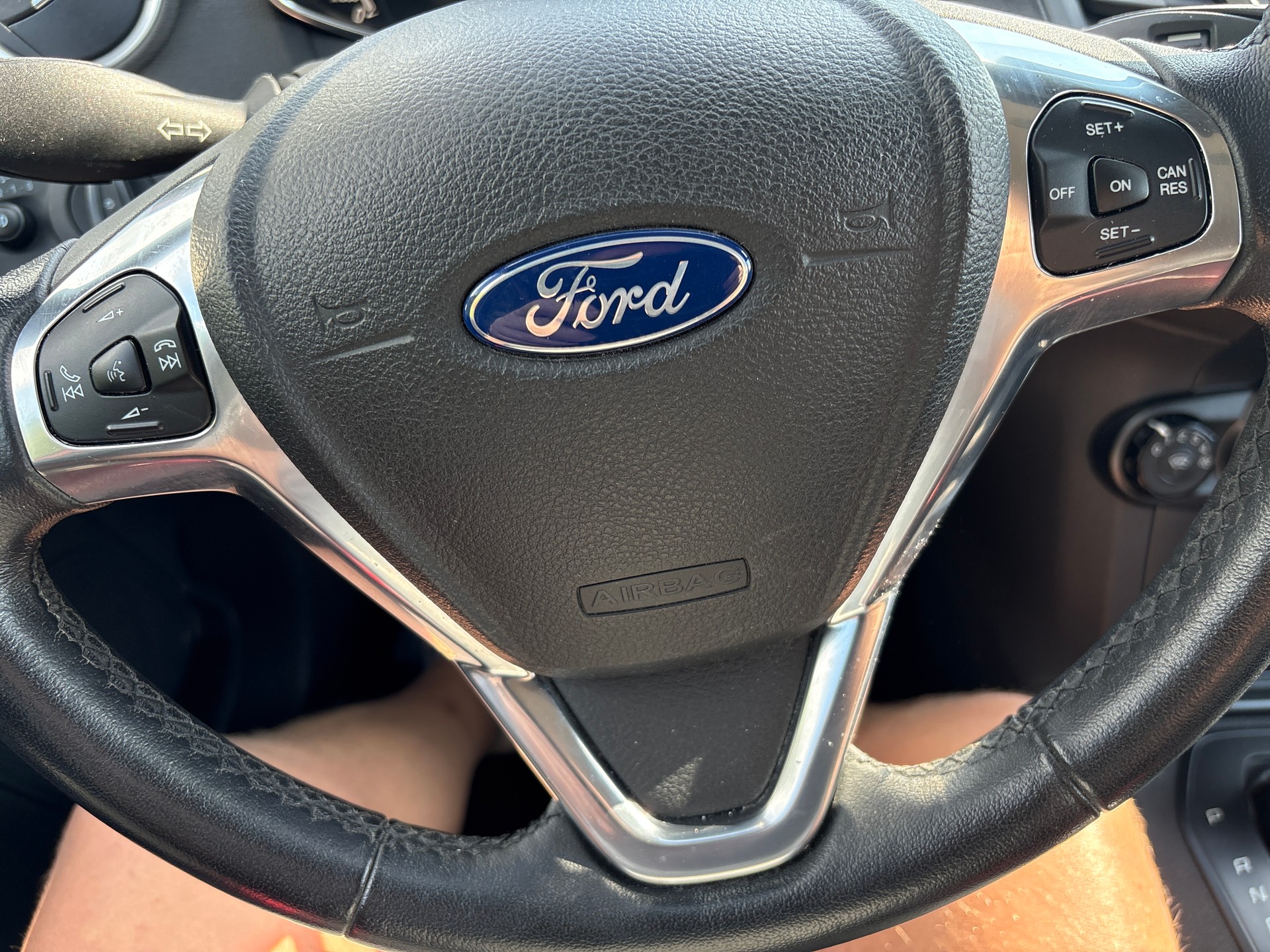 FORD Fiesta 1.0 SCTi Trend PowerShift-image-11