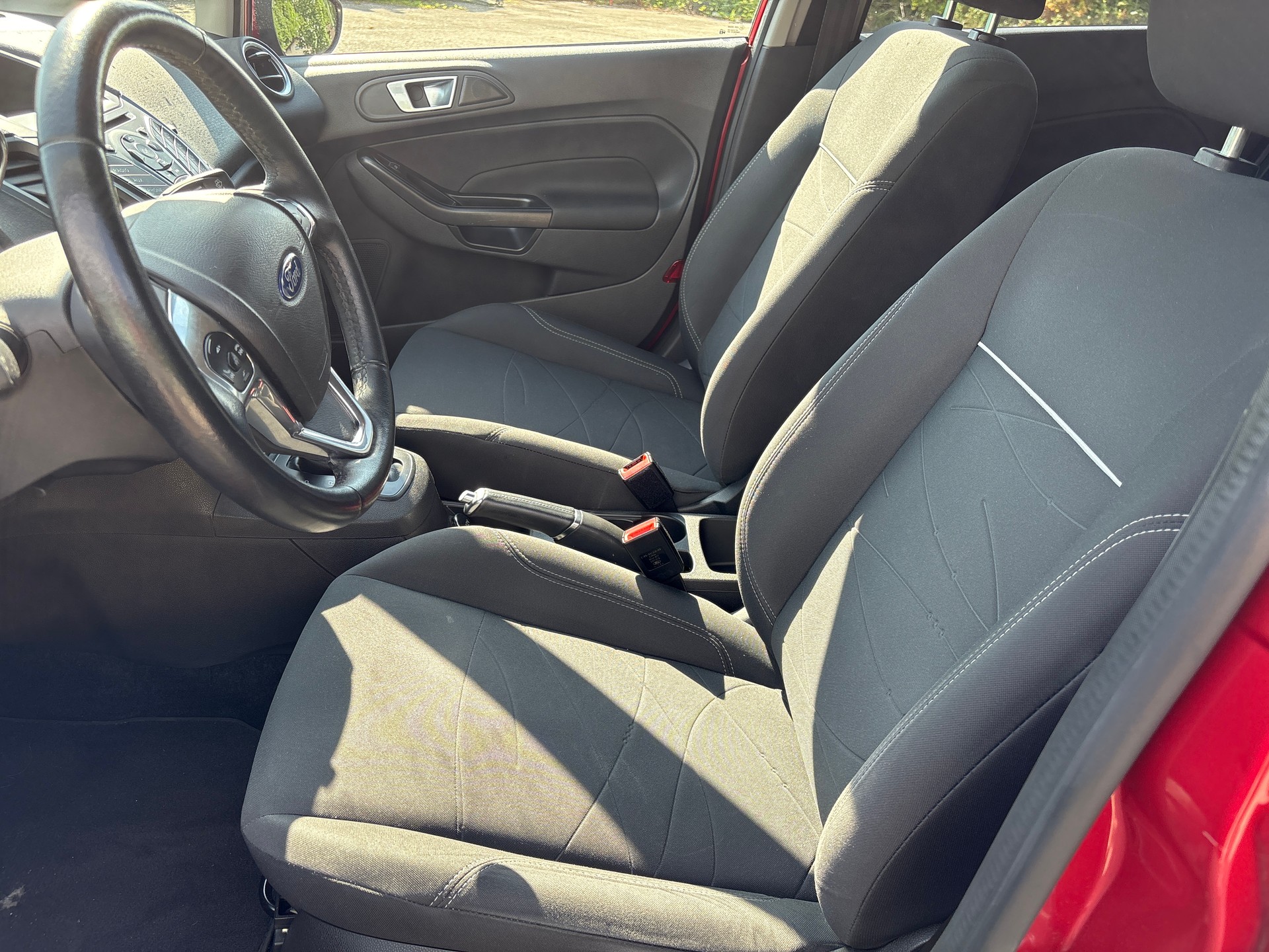 FORD Fiesta 1.0 SCTi Trend PowerShift-image-9