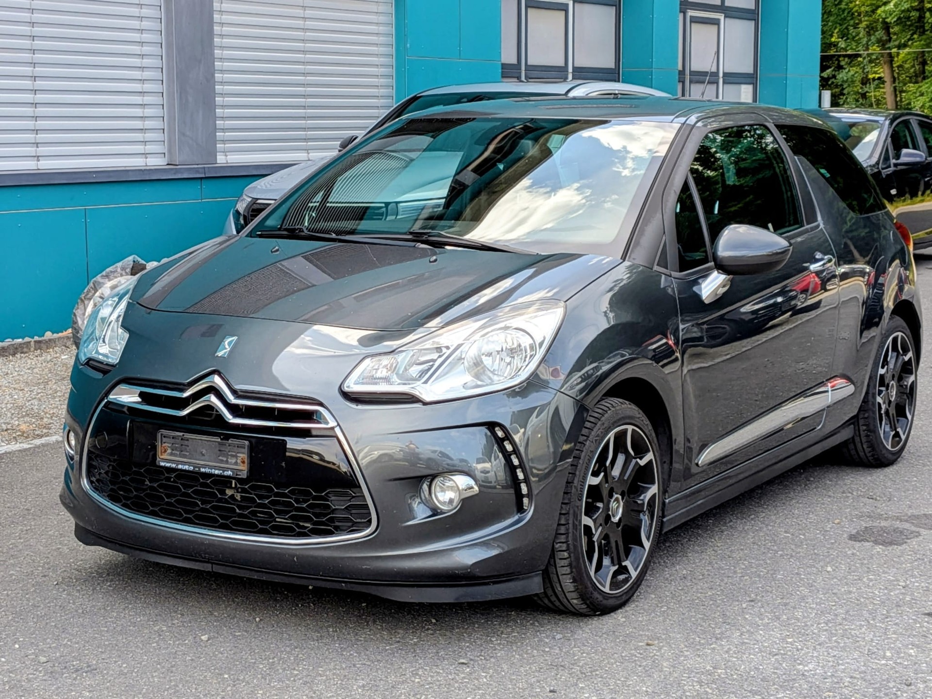 DS AUTOMOBILES DS3 1.6 VTi Ultra Prestige-image-2