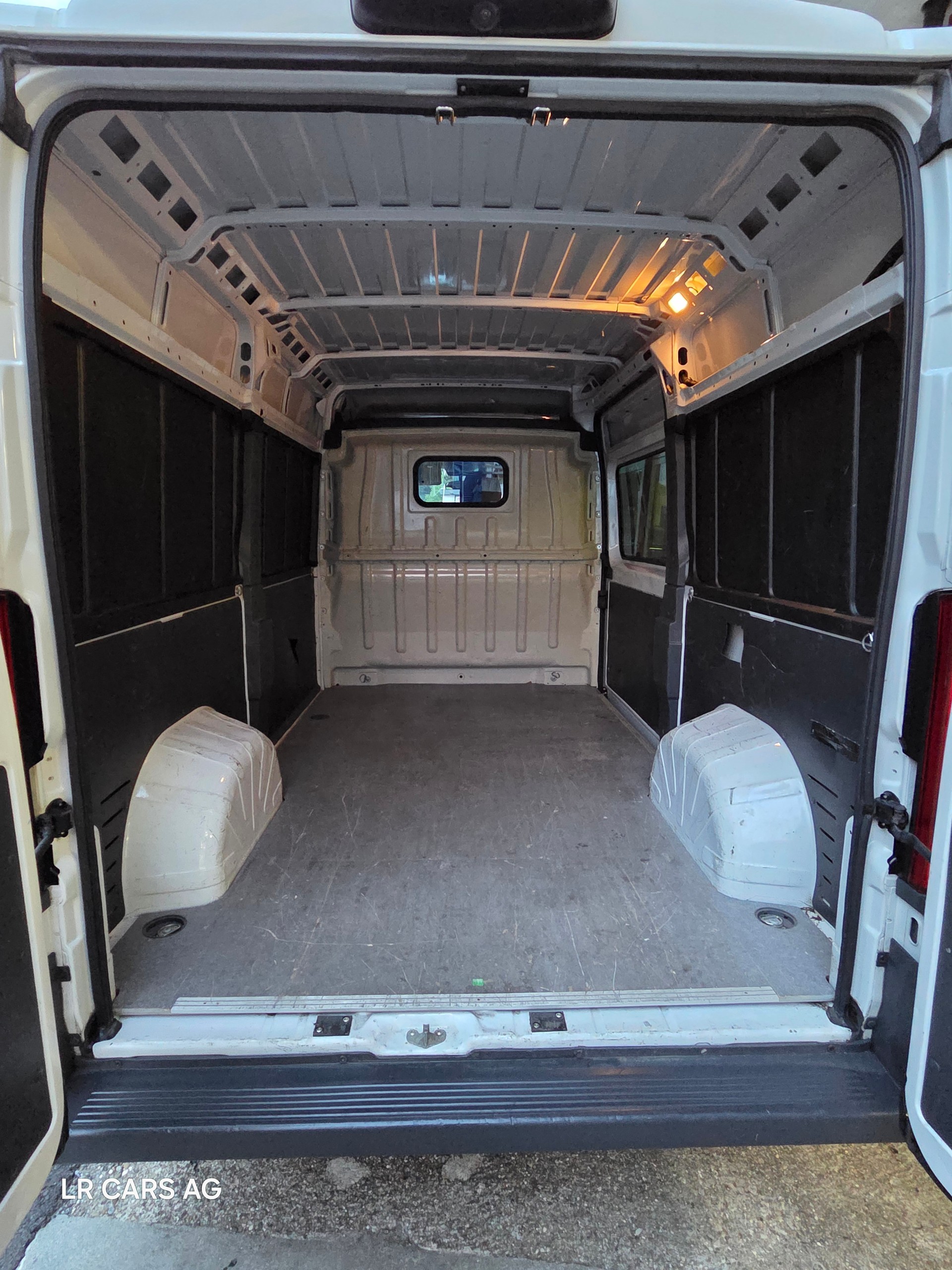 FIAT Ducato 35 2.3 MJ-image-11