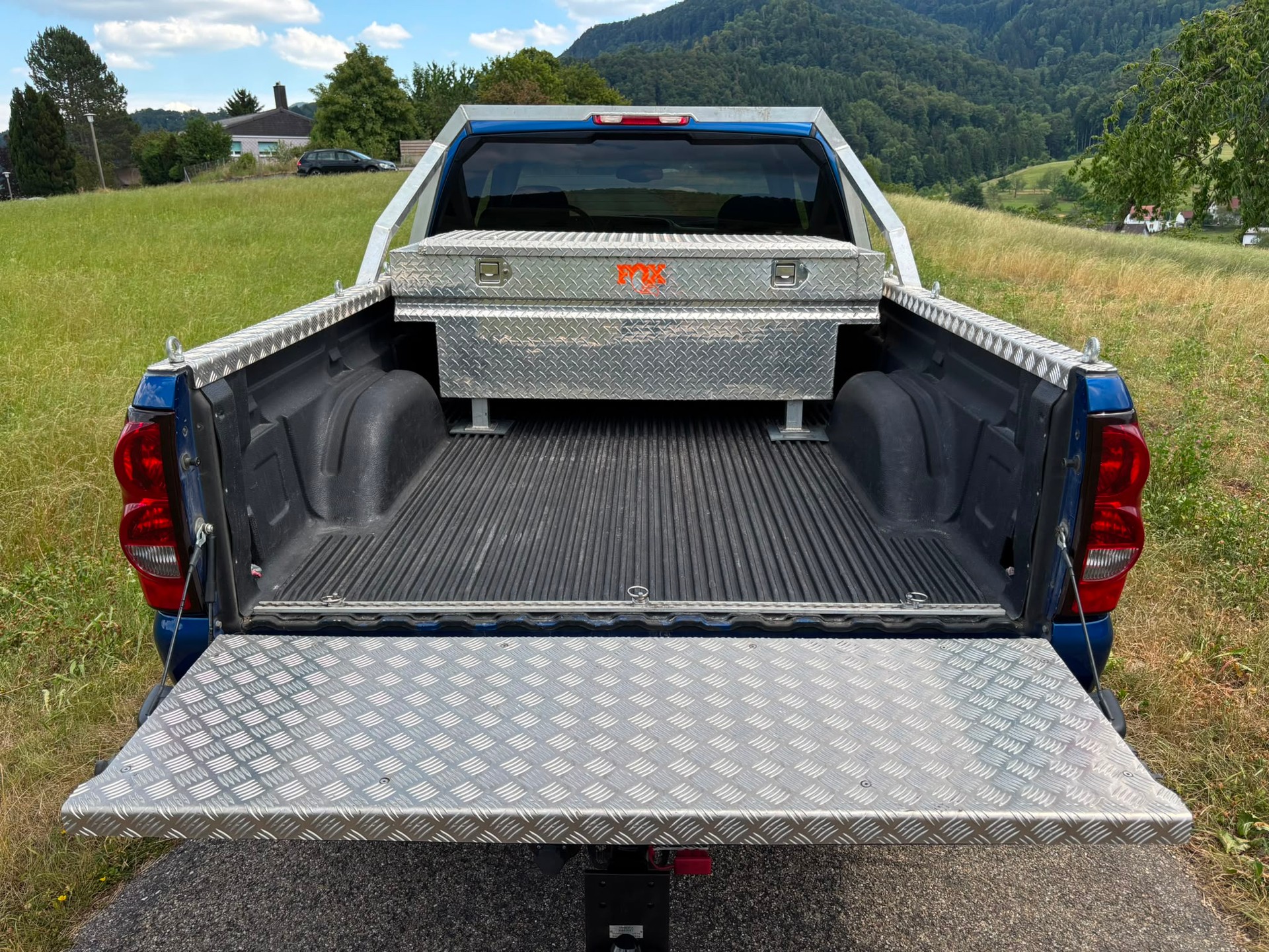 CHEVROLET Silverdado 2500HD-image-7