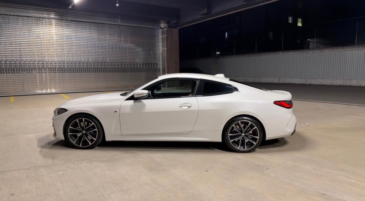 BMW M440i xDrive-image-4