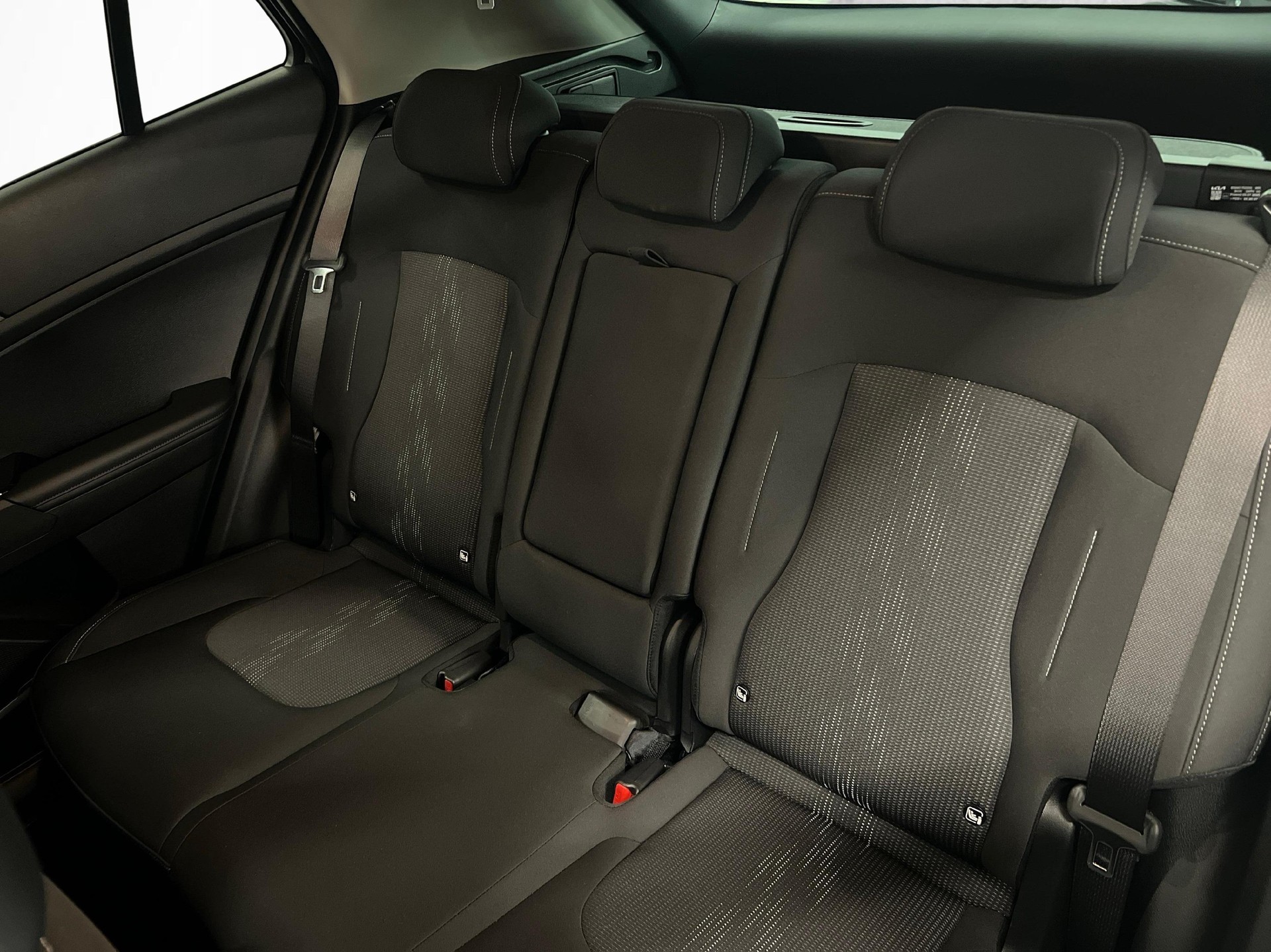 KIA Sportage 1.6 T-GDi PHEV Power Edition-image-10