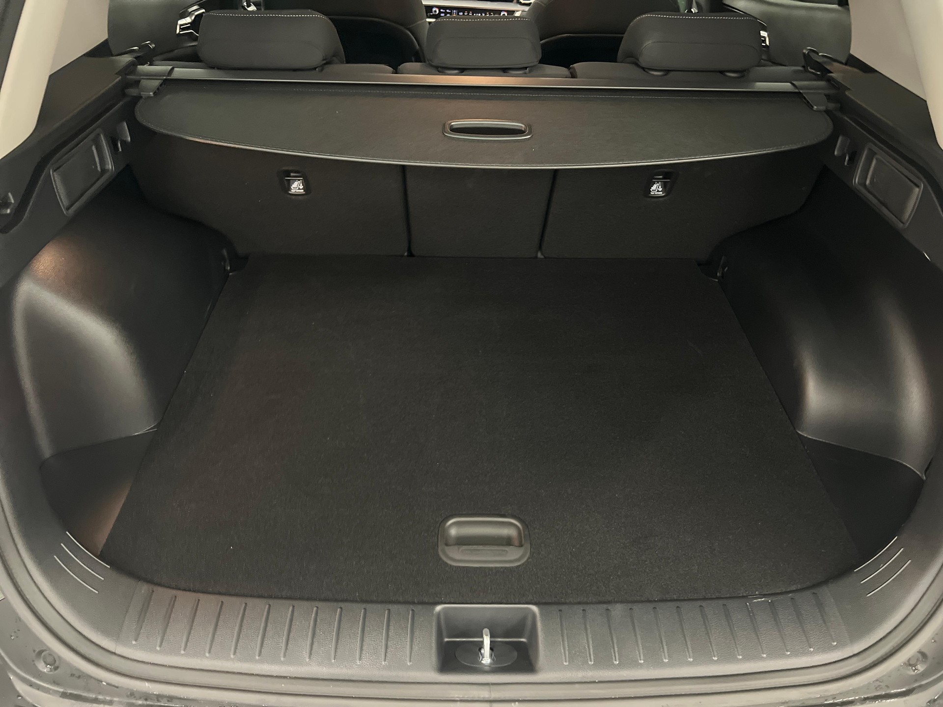KIA Sportage 1.6 T-GDi PHEV Power Edition-image-11