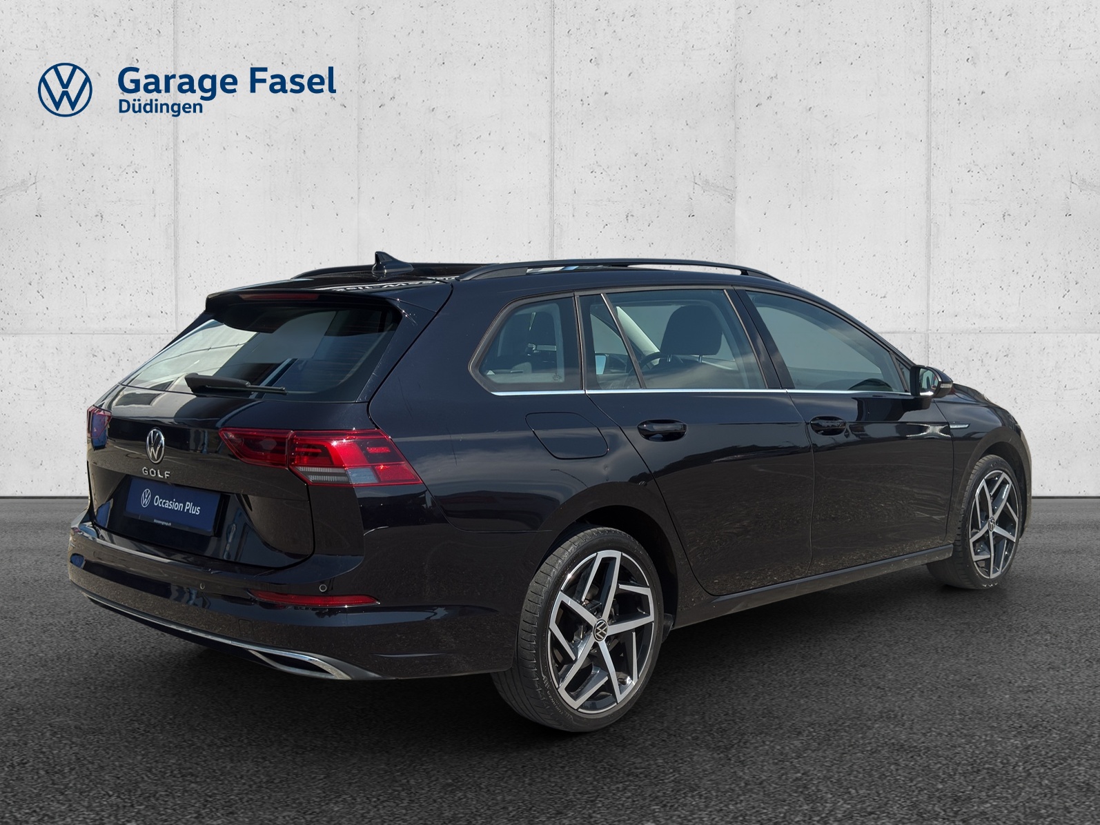 VW Golf Variant 2.0 TDI Style DSG-image-4