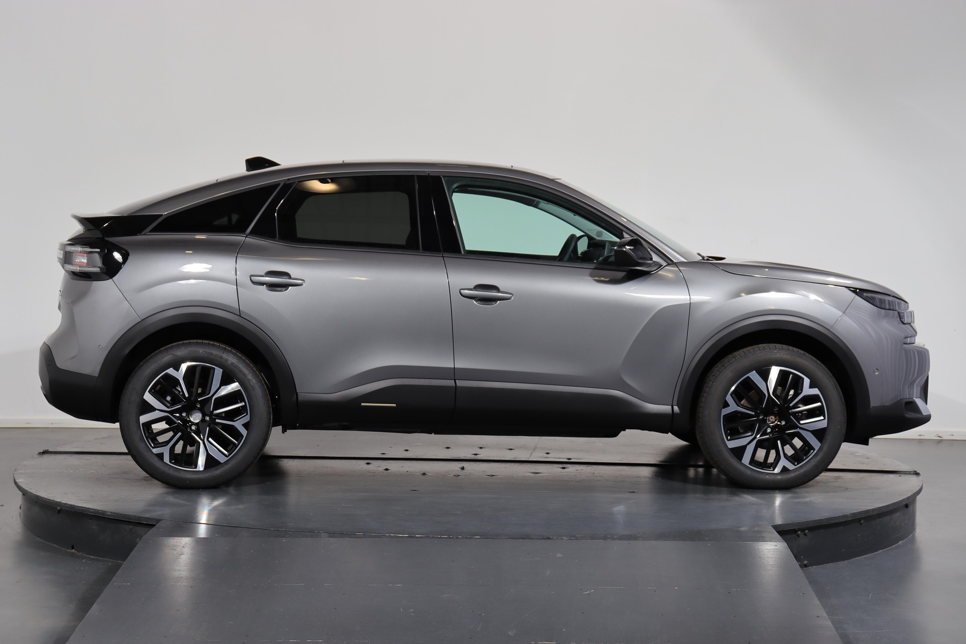 CITROEN C4 1.2 Hybrid Max-image-1