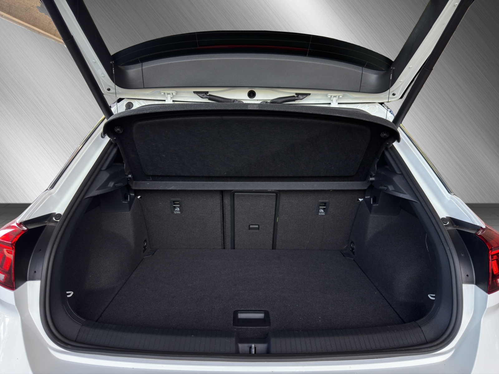 VW T-Roc 2.0 TSI Sport DSG 4motion-image-13
