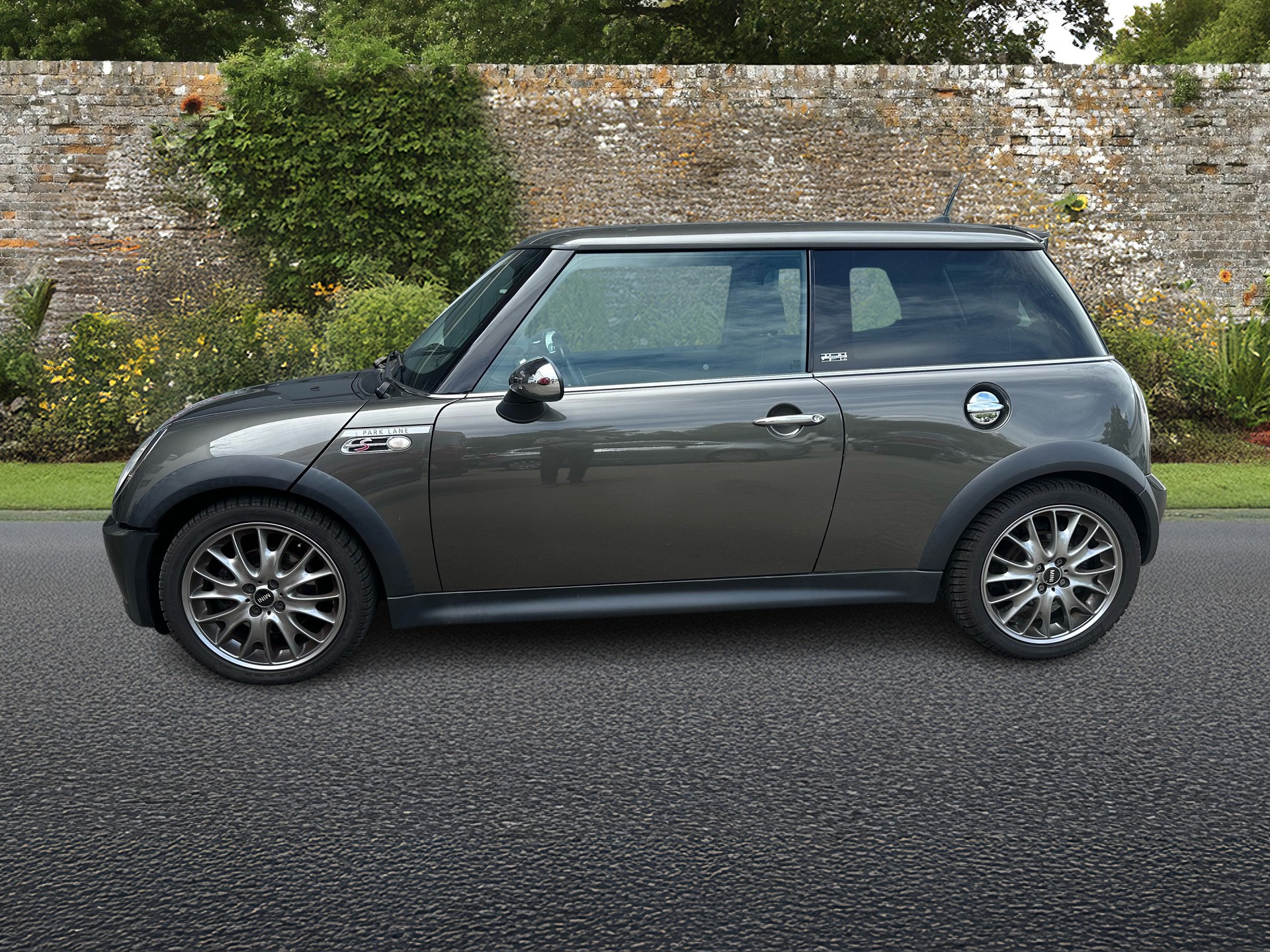 MINI Cooper S-image-1