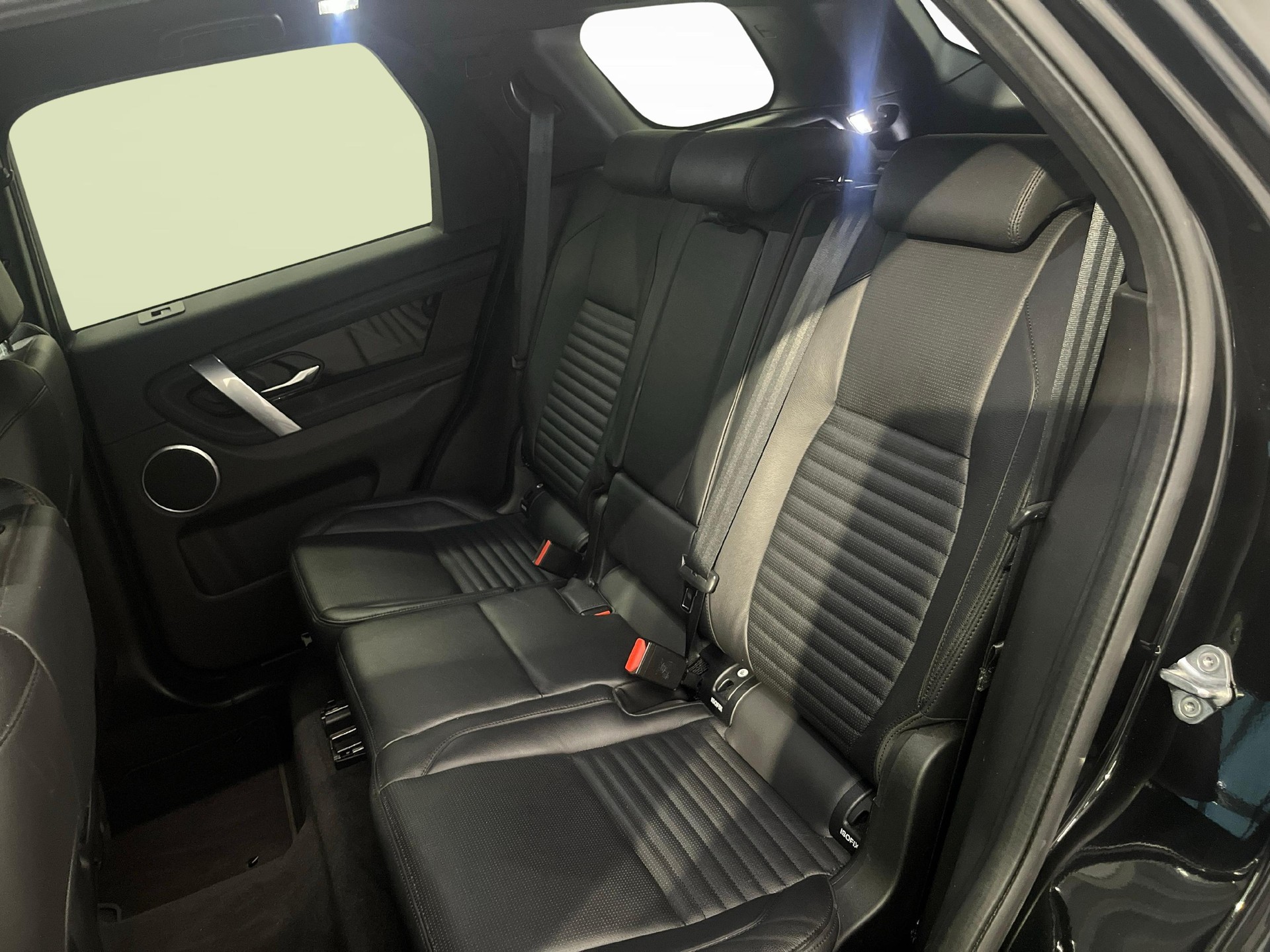 LAND ROVER Discovery Sport 2.0 Si4 S-image-10