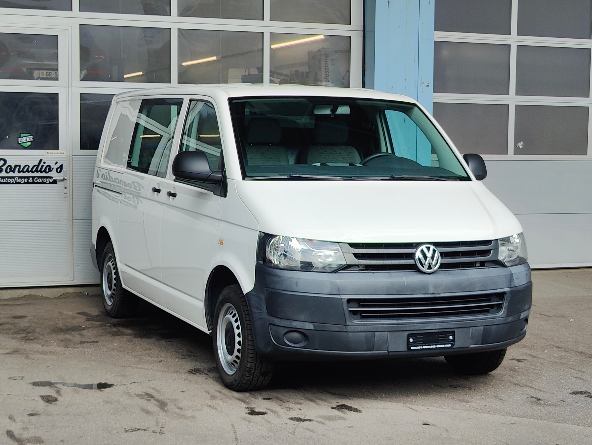 VW T5 2.0 TDI 4Motion-image-1