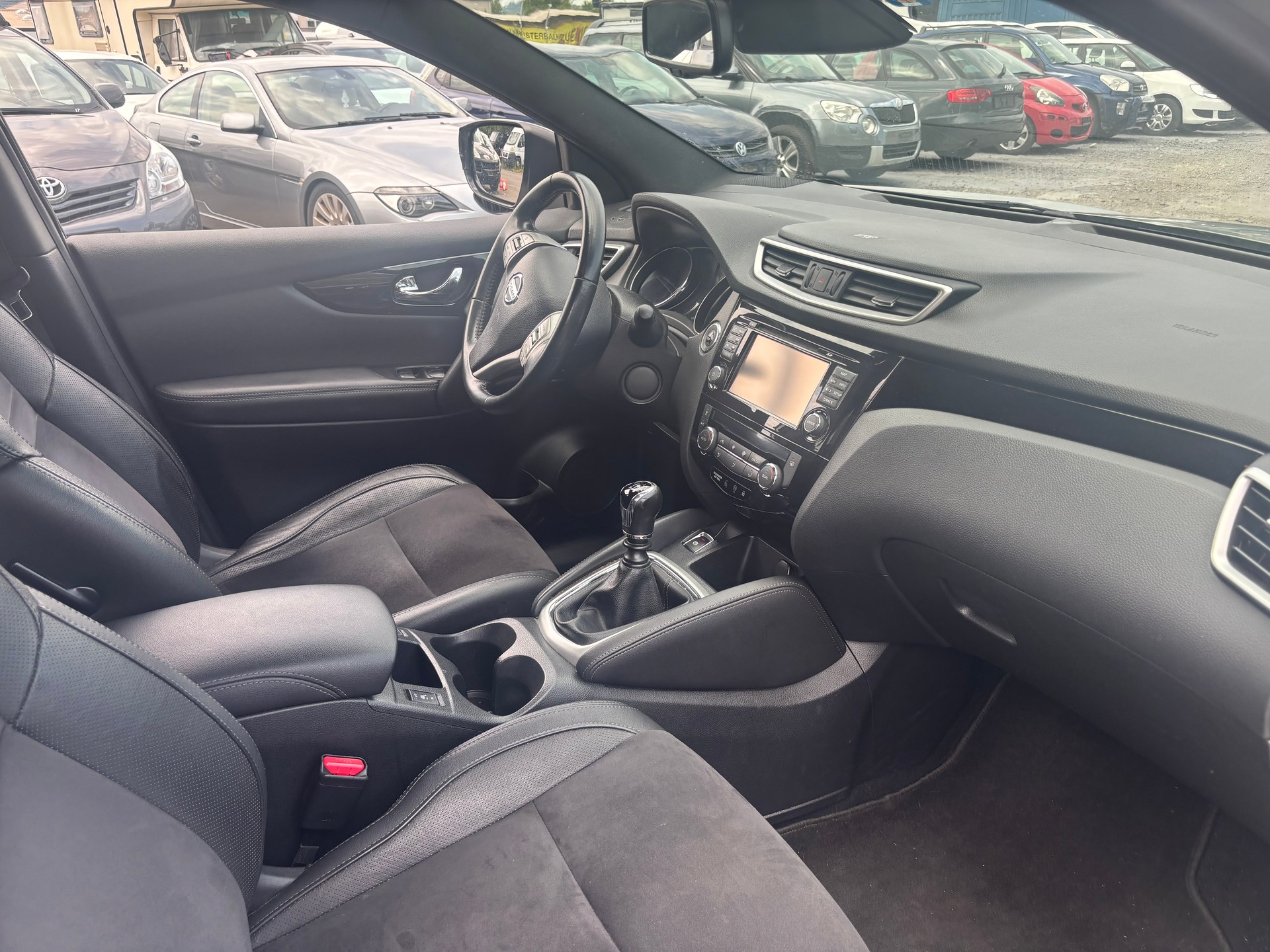 NISSAN Qashqai 1.2 DIG-T tekna-image-8
