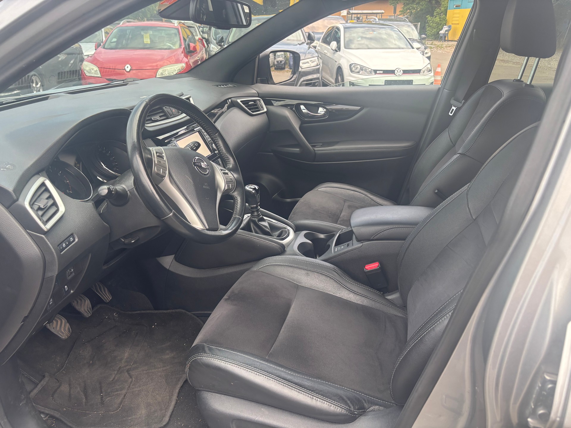 NISSAN Qashqai 1.2 DIG-T tekna-image-11