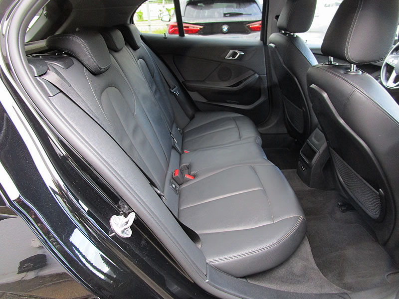 BMW 118i Steptronic-image-7