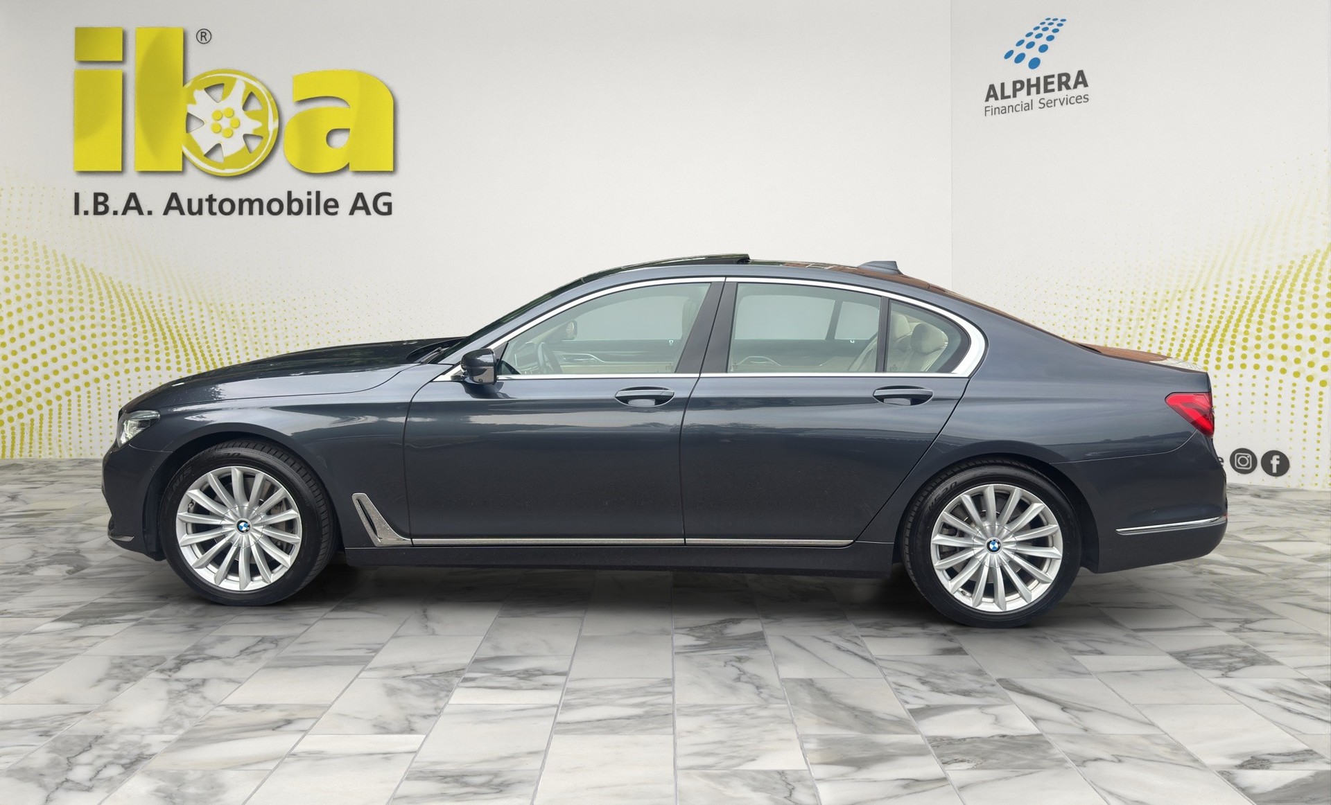 BMW 750i xDrive (CH) Swiss Premium-showroom-element-2