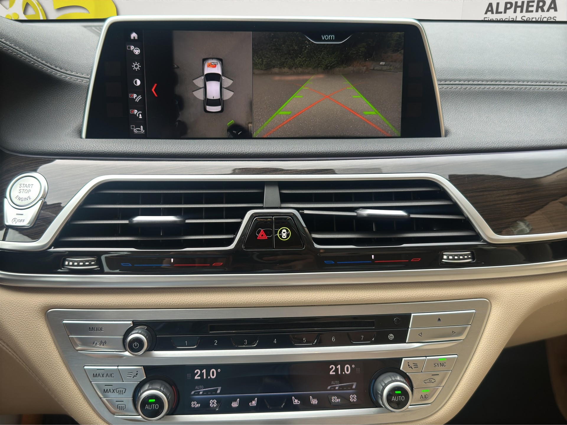 BMW 750i xDrive (CH) Swiss Premium-image-18