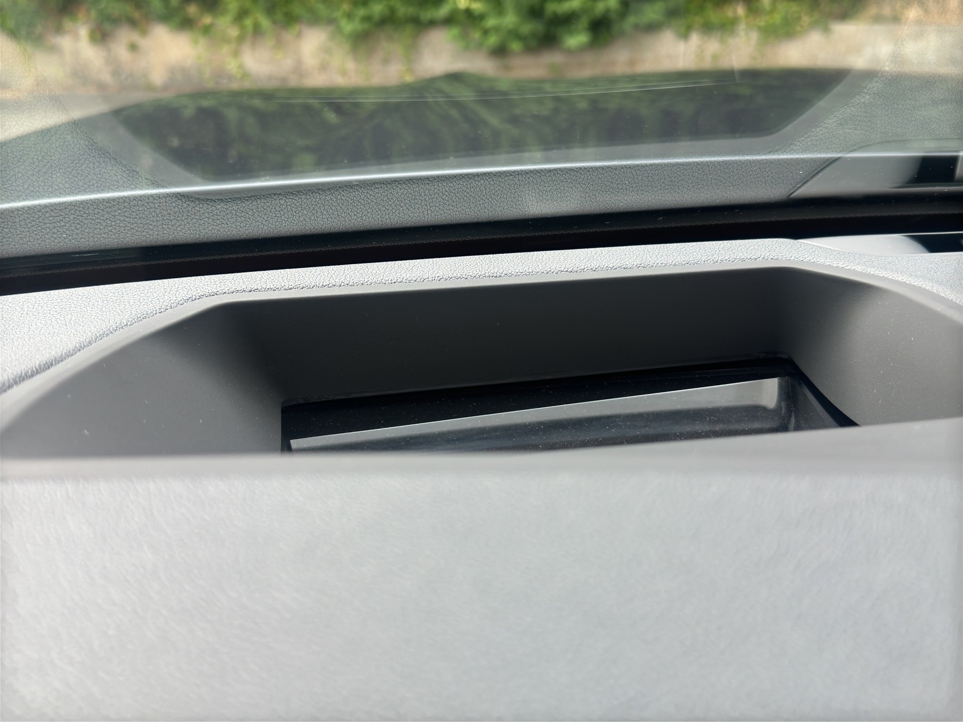 BMW 750i xDrive (CH) Swiss Premium-image-15