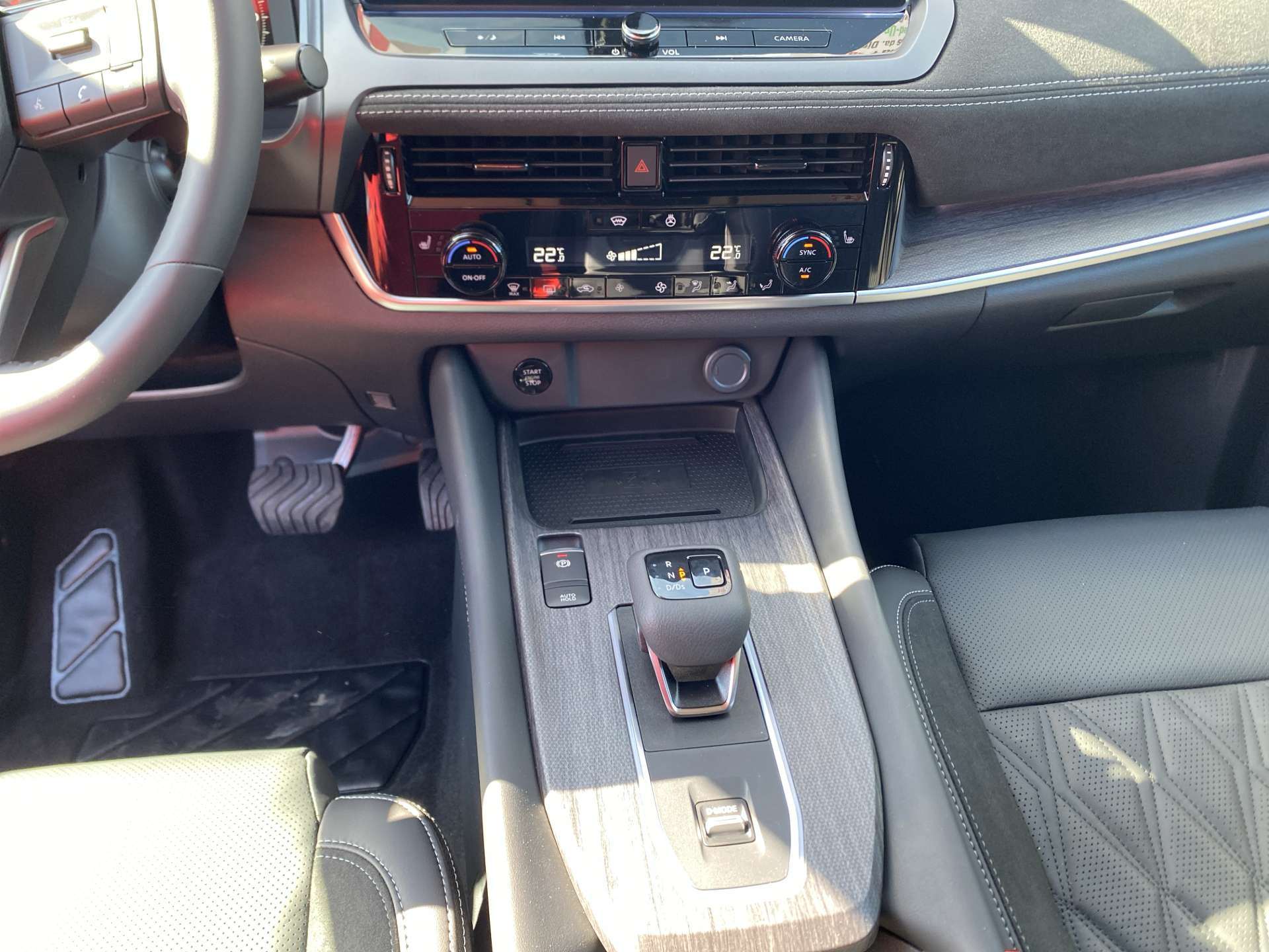 NISSAN Qashqai 1.3 DIG-T MHEV Tekna+ 4x4 Xtronic-Automat-image-11
