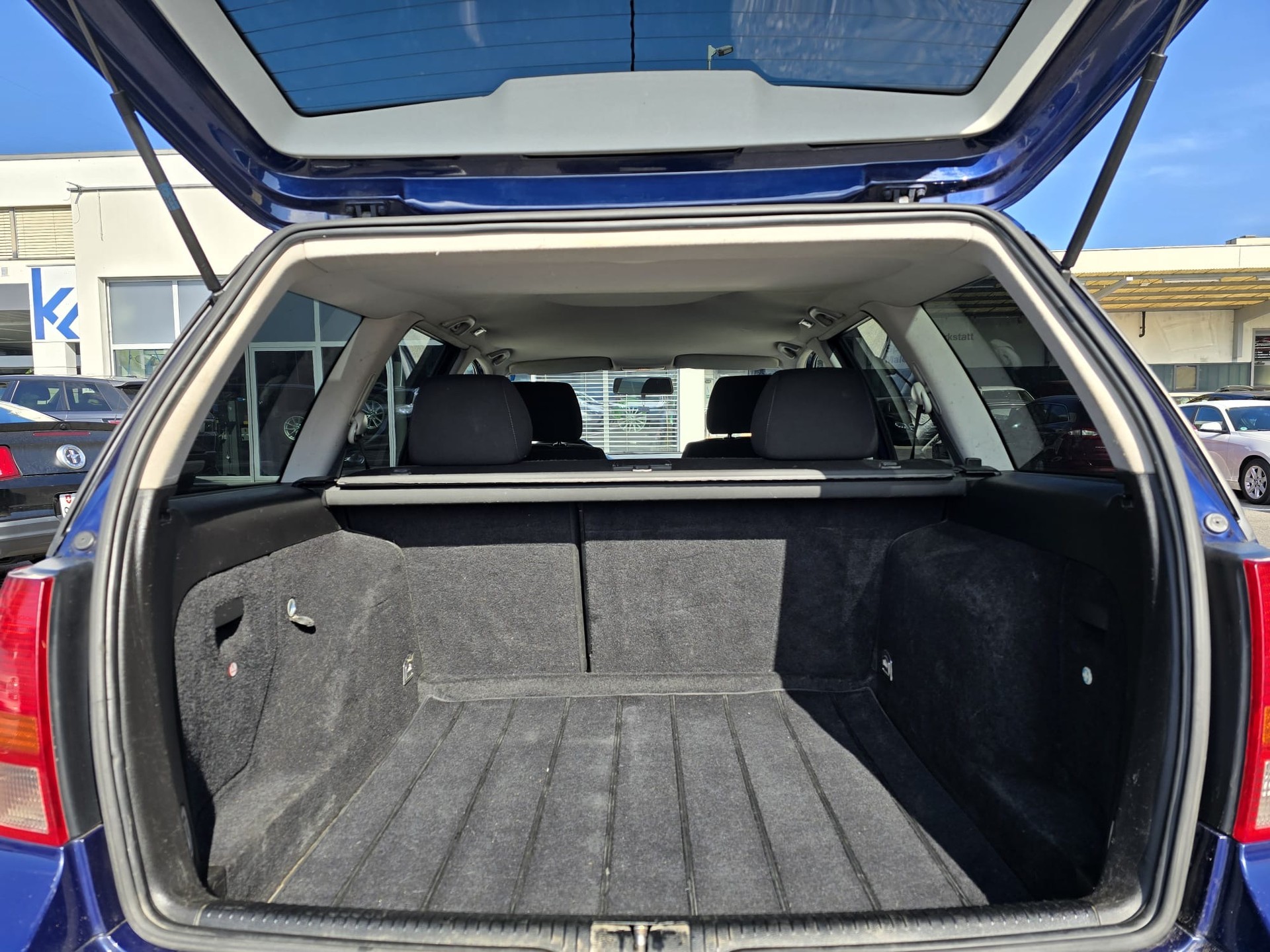 VW Golf Variant 1.9 TDI PD Ocean-image-16