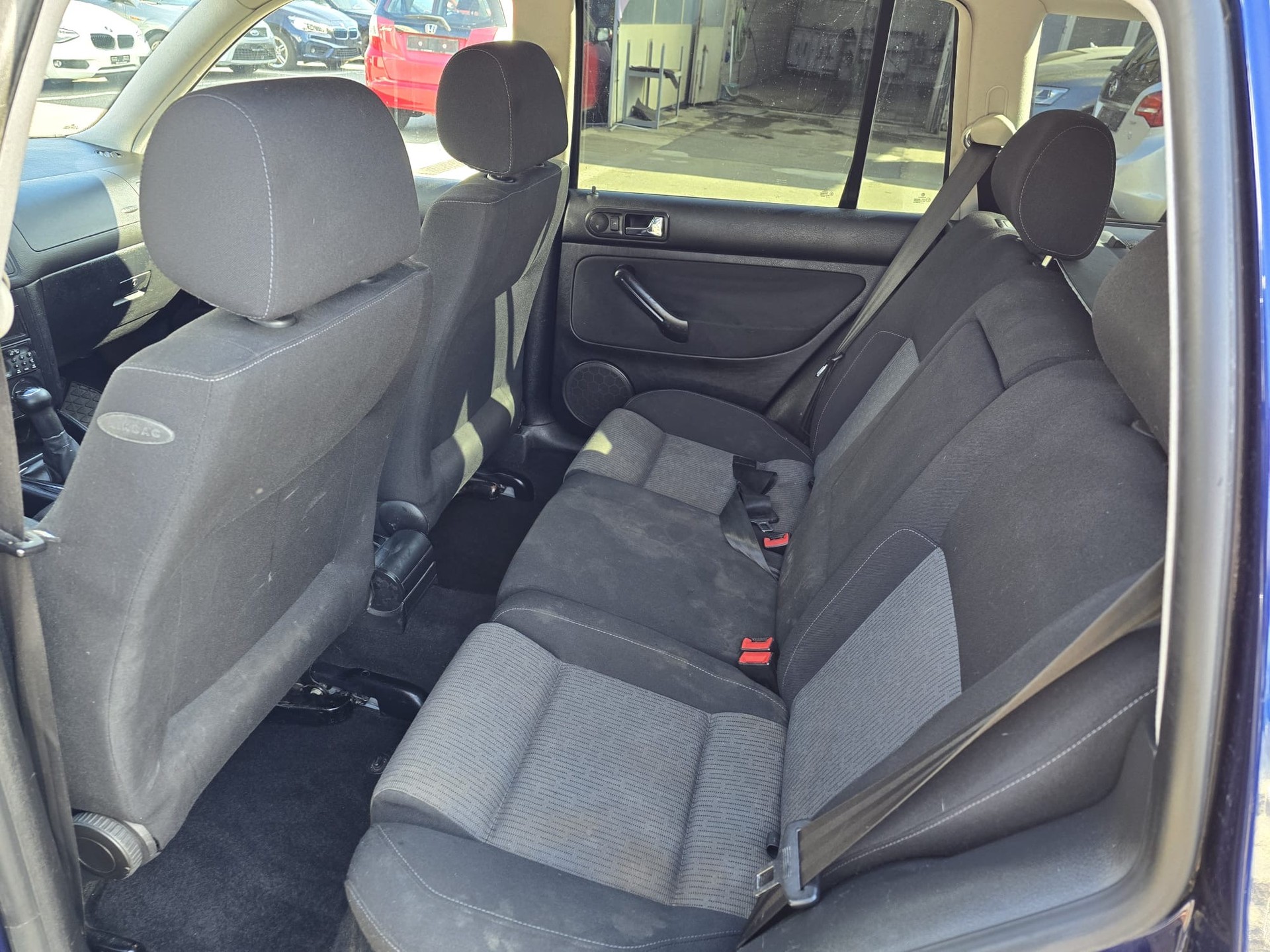 VW Golf Variant 1.9 TDI PD Ocean-image-13
