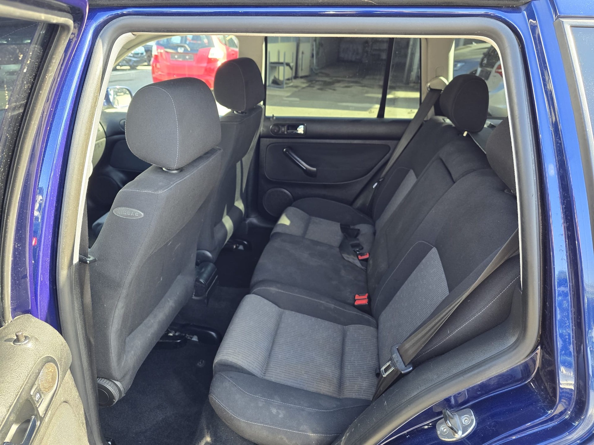 VW Golf Variant 1.9 TDI PD Ocean-image-12