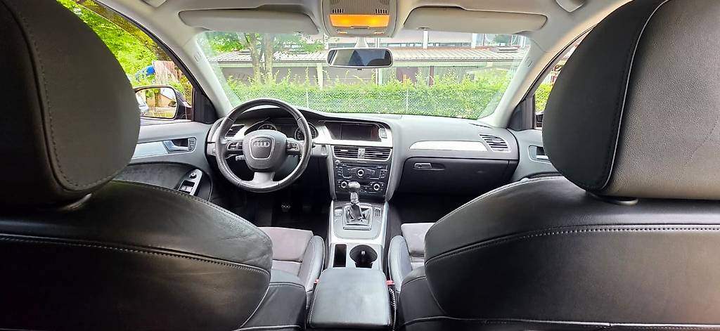 AUDI A4-image-3
