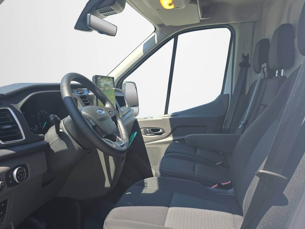 FORD E-Transit Van 350 L3H2 67kWh Trend-image-8